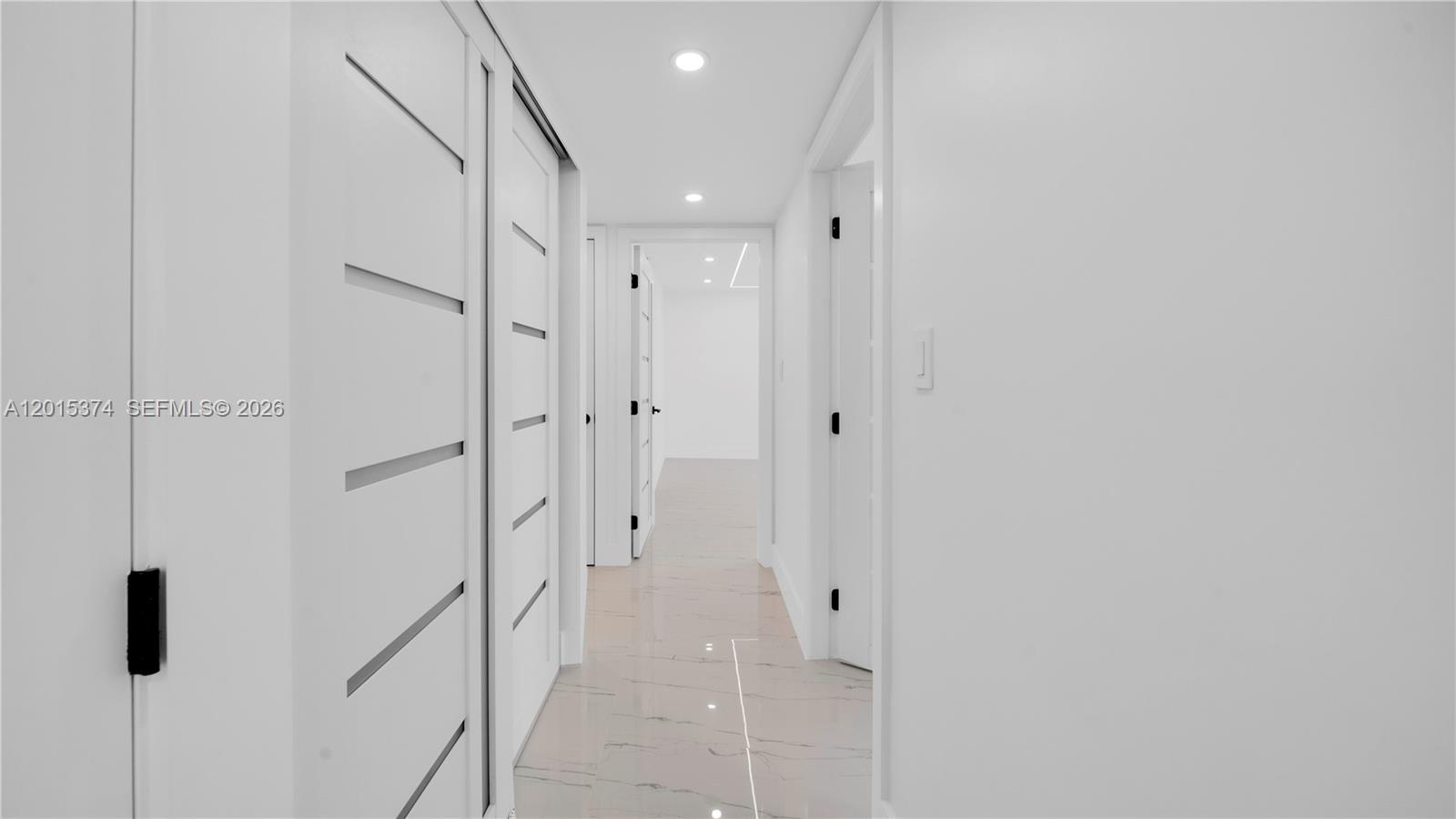 1623 Collins Ave #415 Miami Beach, FL 33139