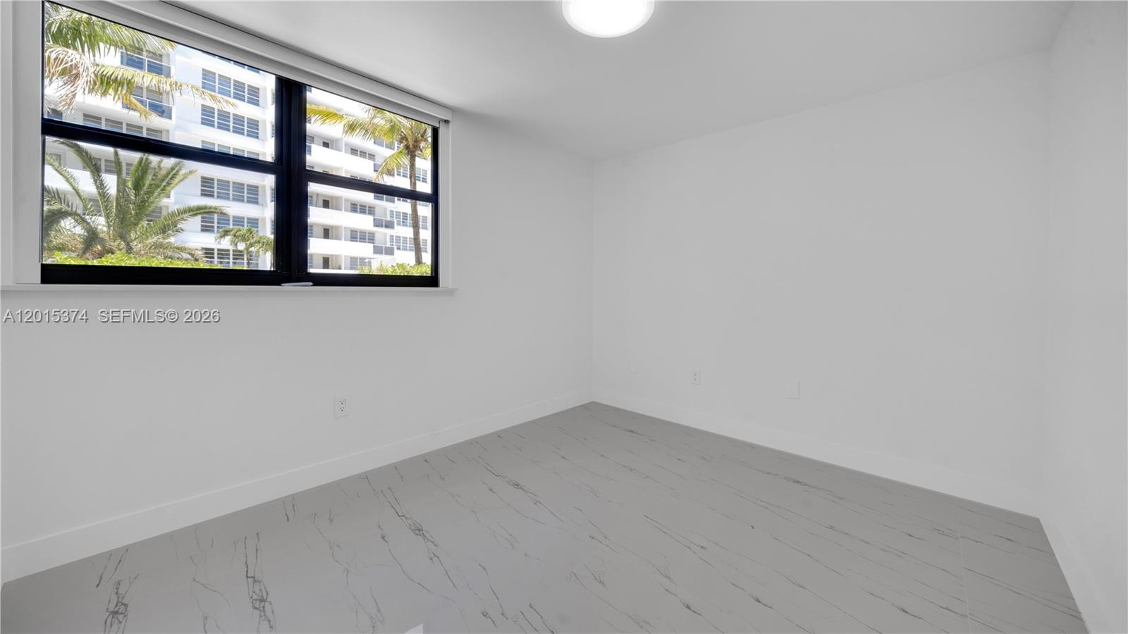 1623 Collins Ave #415 Miami Beach, FL 33139