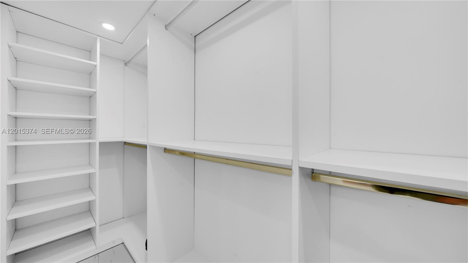1623 Collins Ave #415 Miami Beach, FL 33139