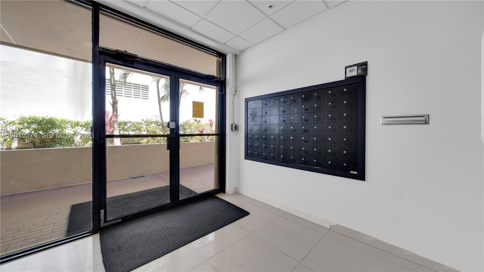 1623 Collins Ave #415 Miami Beach, FL 33139