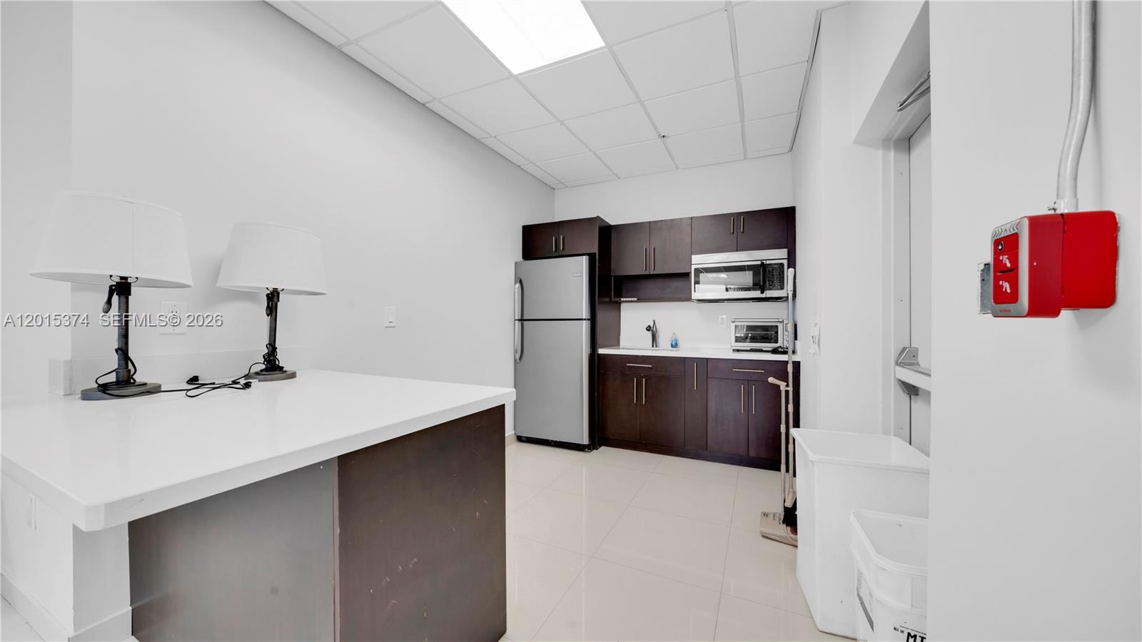 1623 Collins Ave #415 Miami Beach, FL 33139