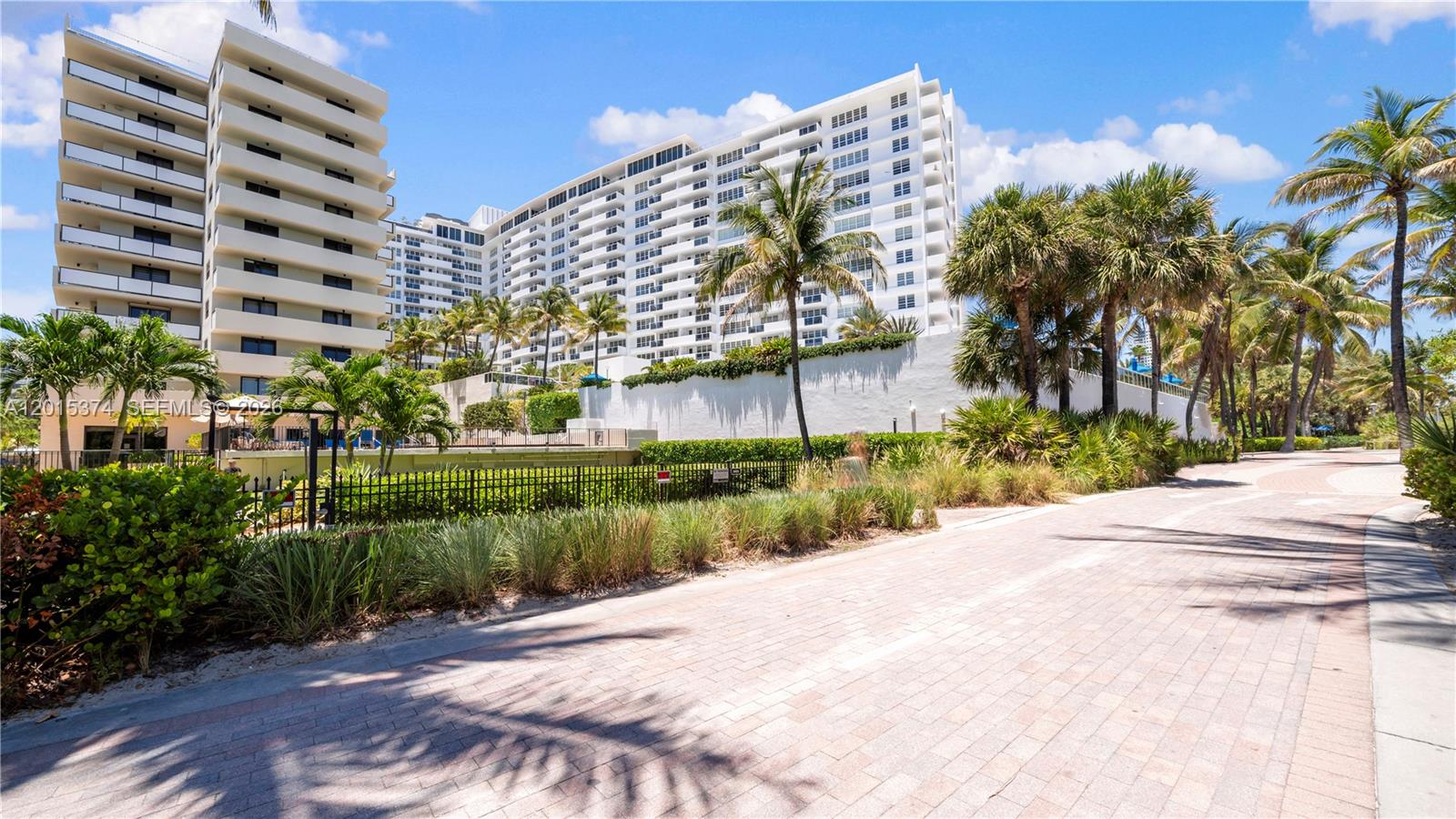 1623 Collins Ave #415 Miami Beach, FL 33139
