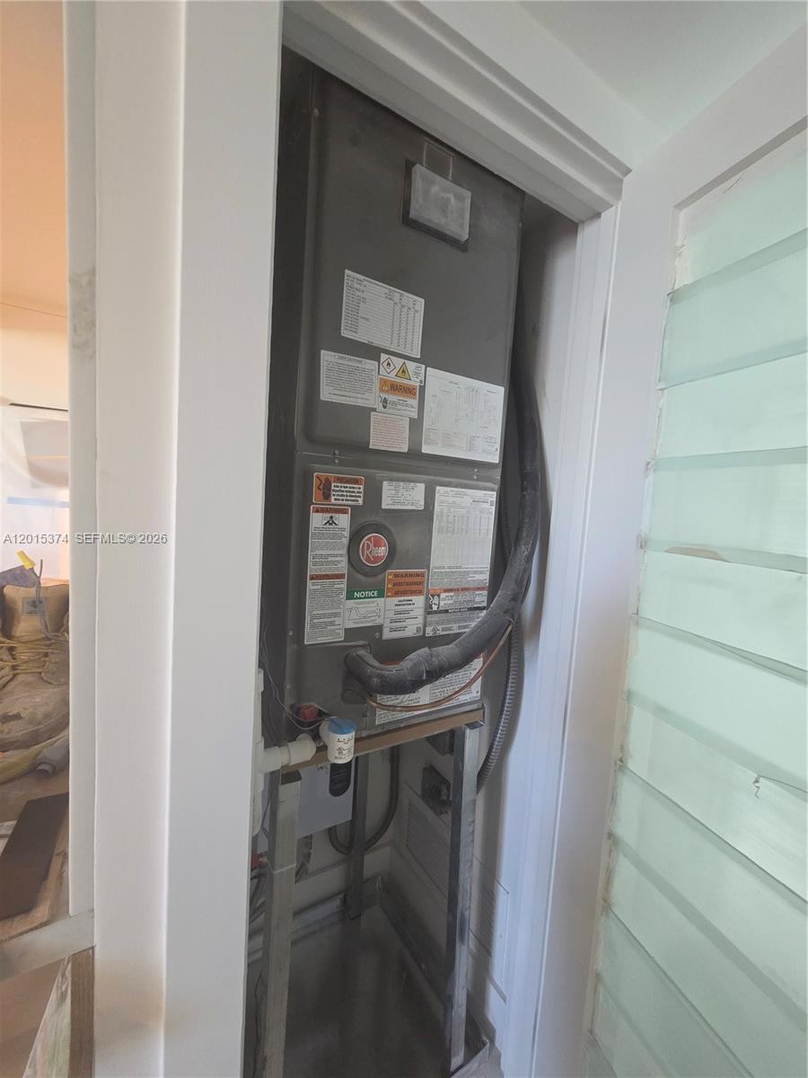1623 Collins Ave #415 Miami Beach, FL 33139