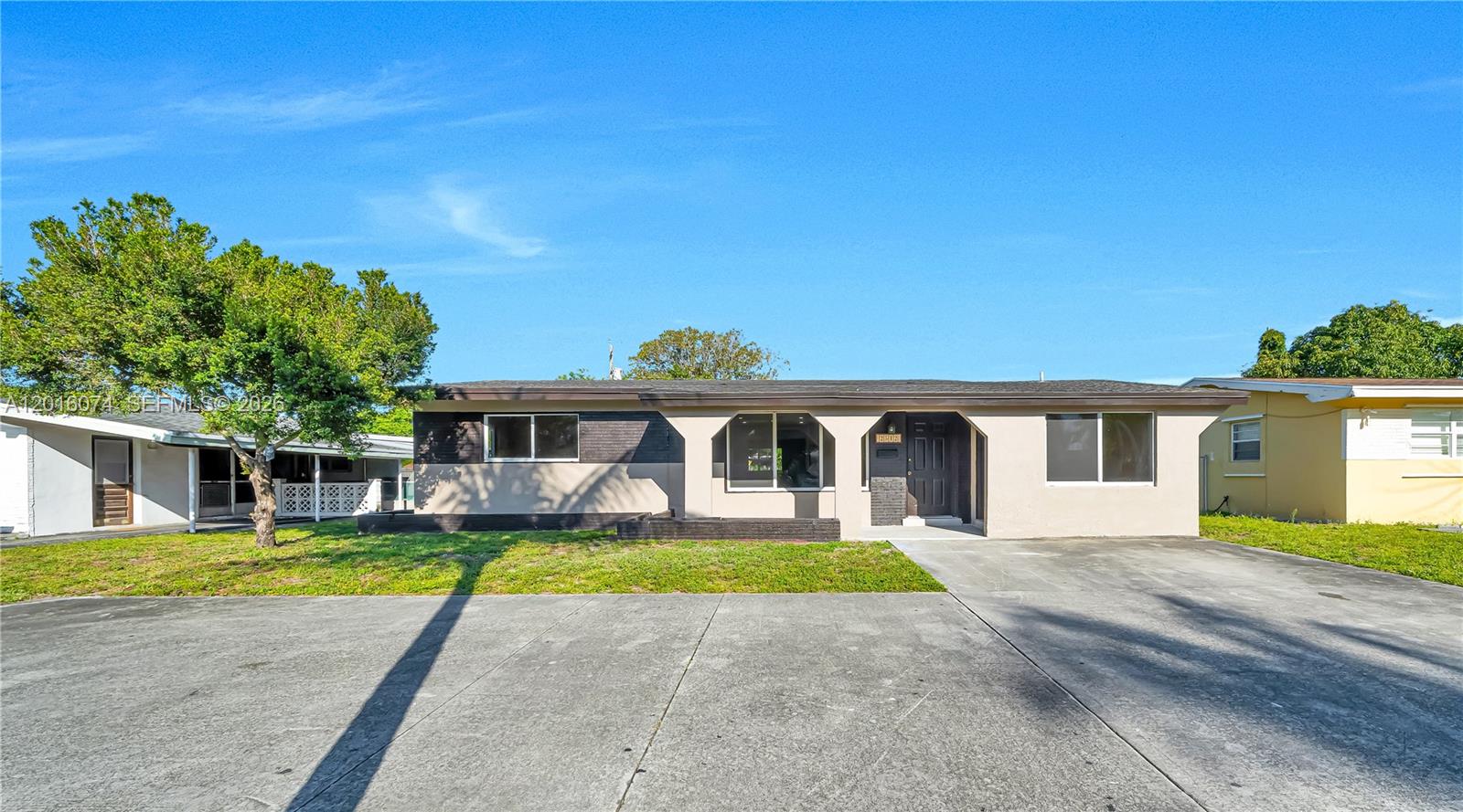2512 Alcazar