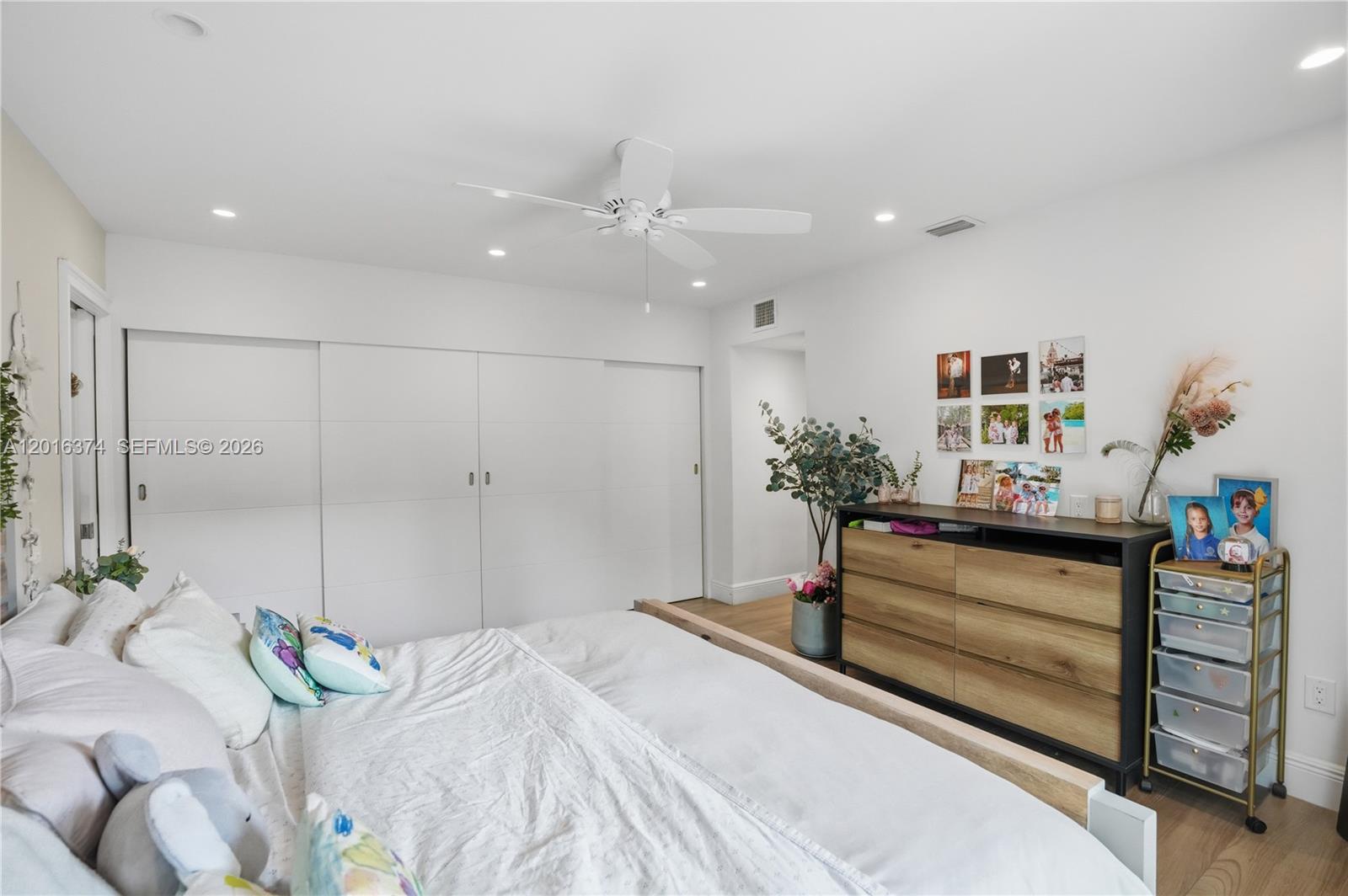 7830 SW 53rd Pl Miami, FL 33143