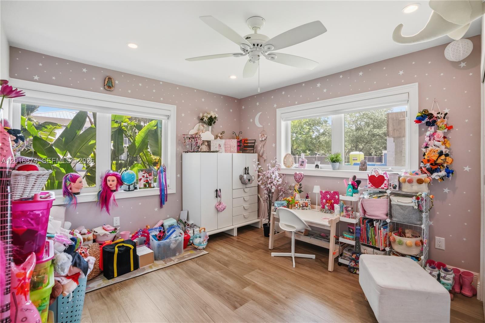 7830 SW 53rd Pl Miami, FL 33143