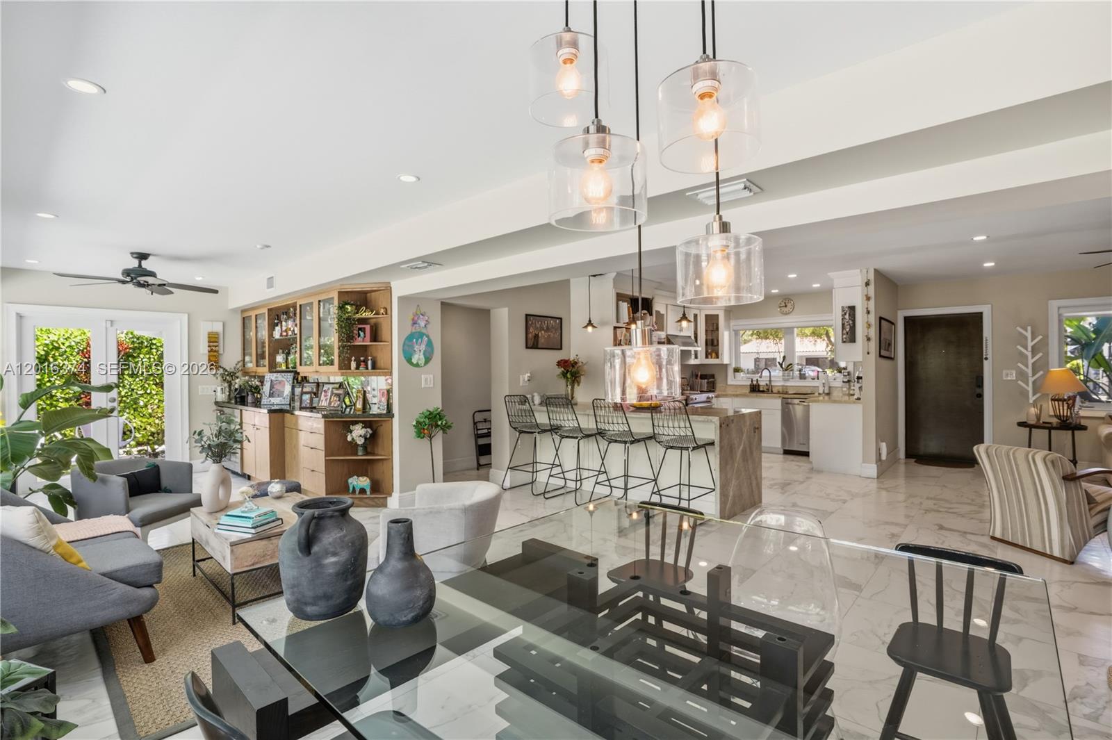 7830 SW 53rd Pl Miami, FL 33143