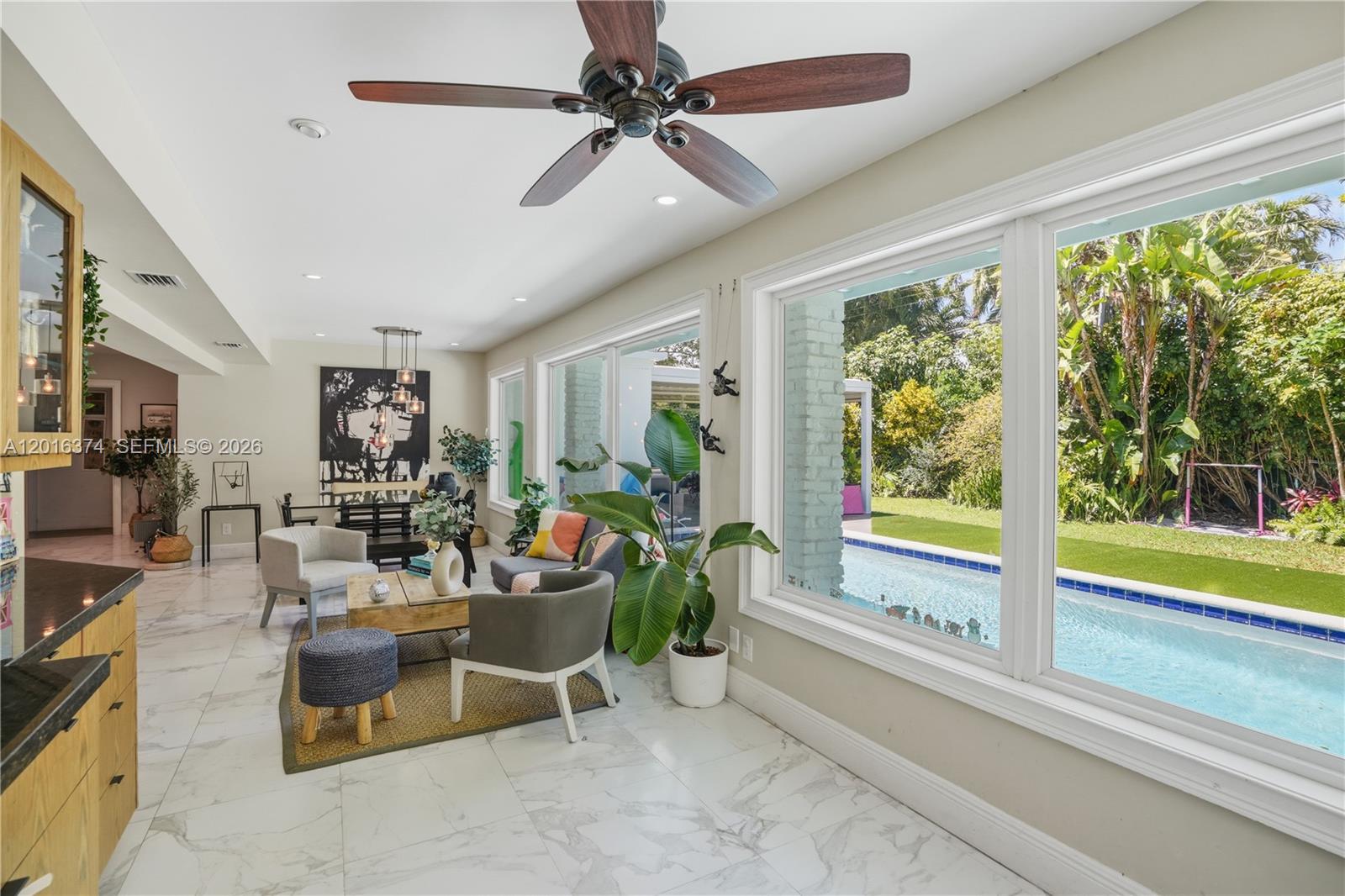 7830 SW 53rd Pl Miami, FL 33143