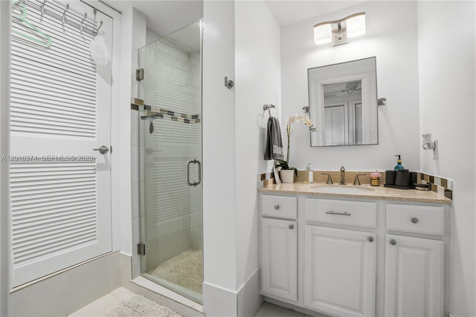 7830 SW 53rd Pl Miami, FL 33143