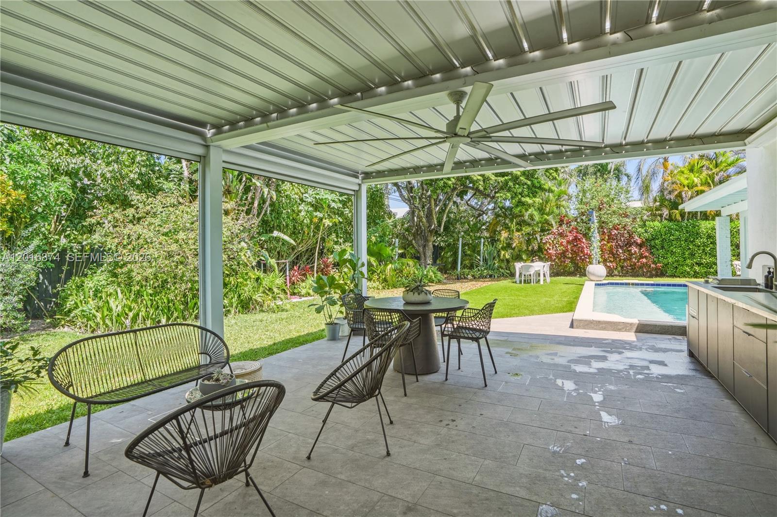 7830 SW 53rd Pl Miami, FL 33143