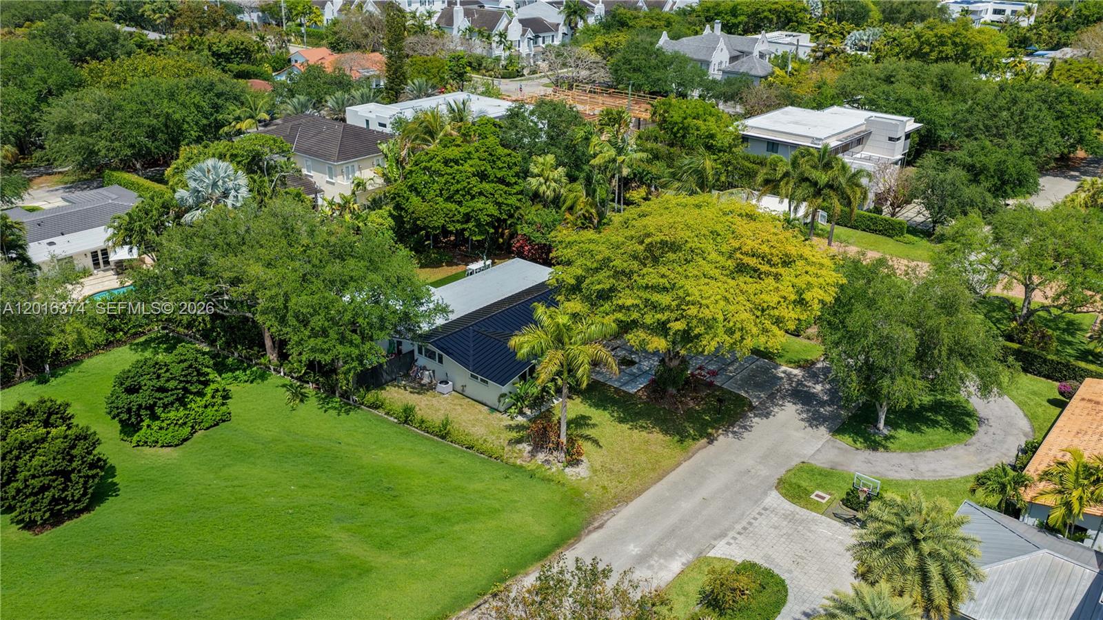 7830 SW 53rd Pl Miami, FL 33143
