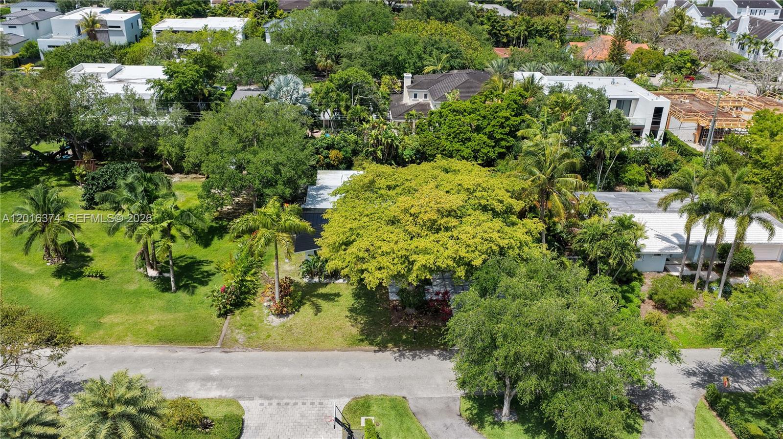 7830 SW 53rd Pl Miami, FL 33143