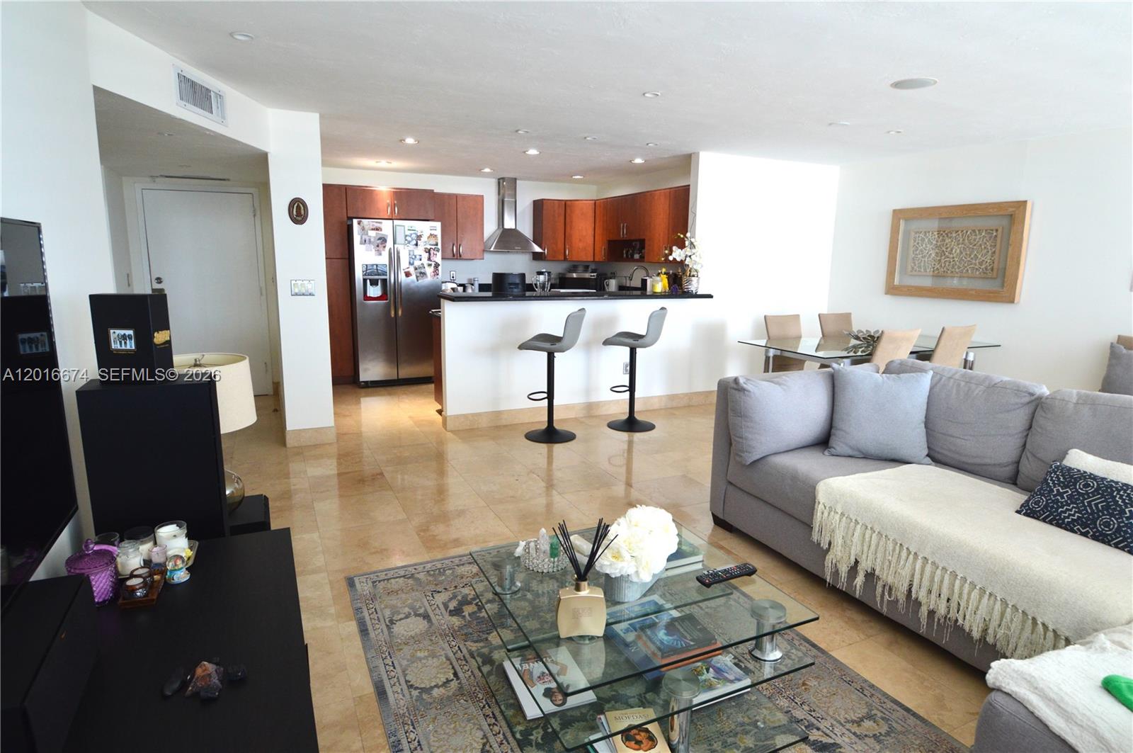 2780 NE 183rd St #PH04 Aventura, FL 33160