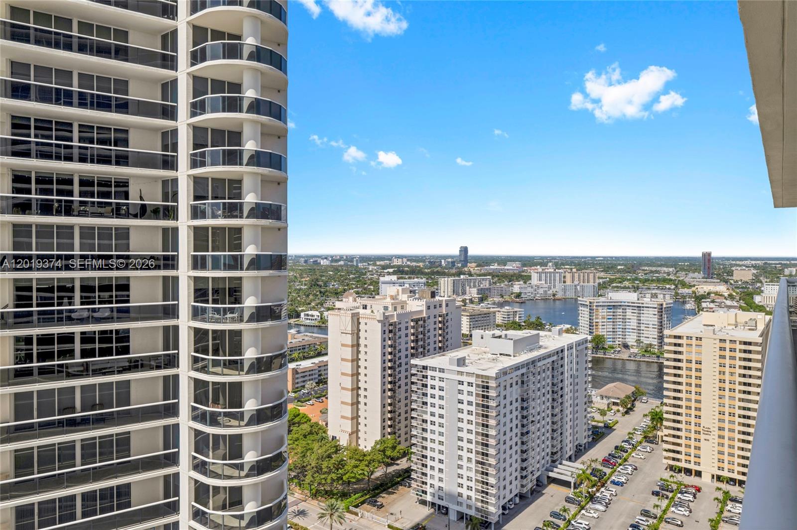 1830 S Ocean Dr #2705 Hallandale Beach, FL 33009