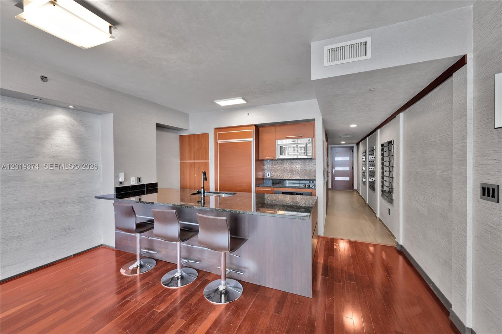 1830 S Ocean Dr #2705 Hallandale Beach, FL 33009