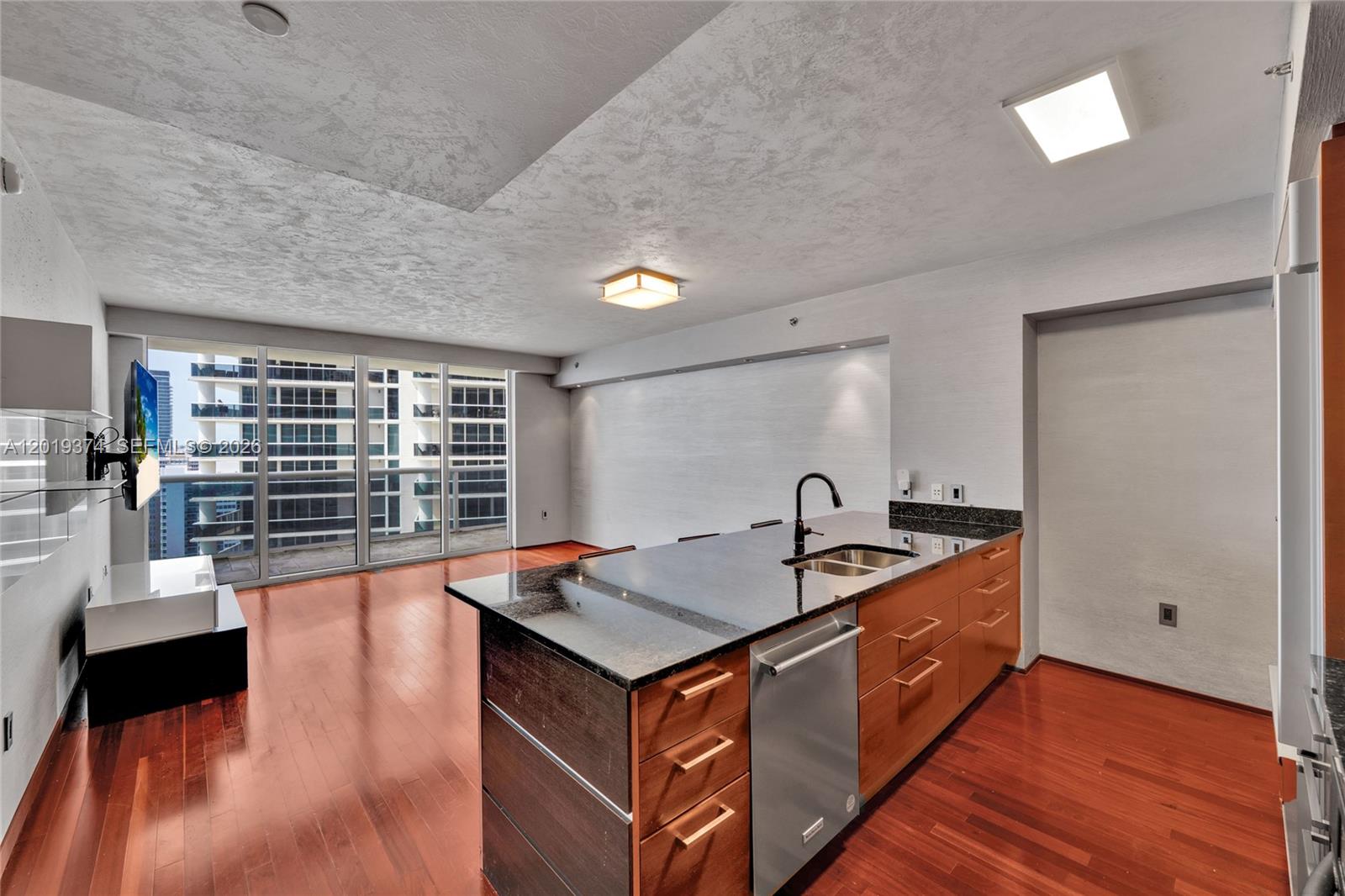 1830 S Ocean Dr #2705 Hallandale Beach, FL 33009