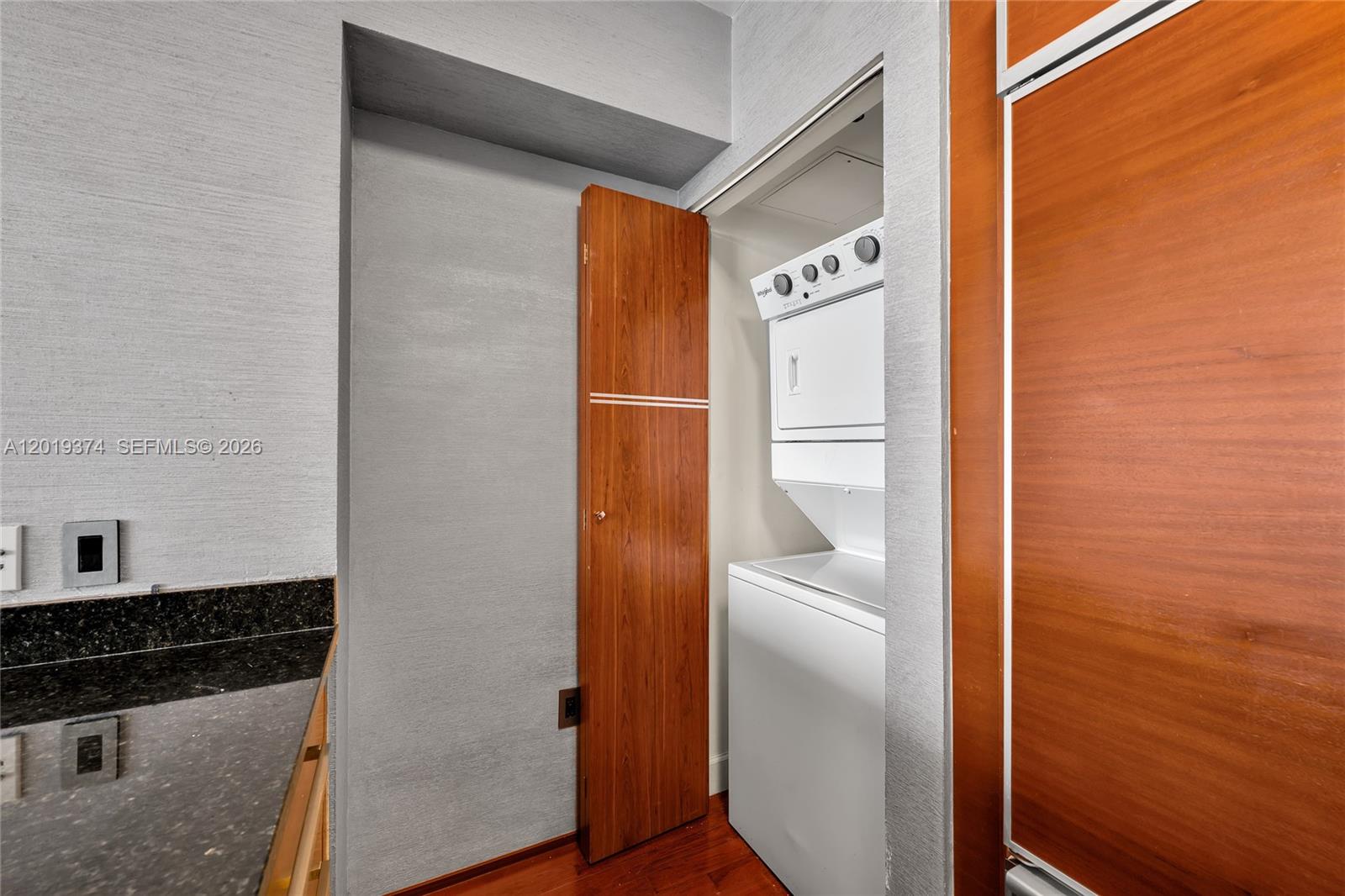 1830 S Ocean Dr #2705 Hallandale Beach, FL 33009