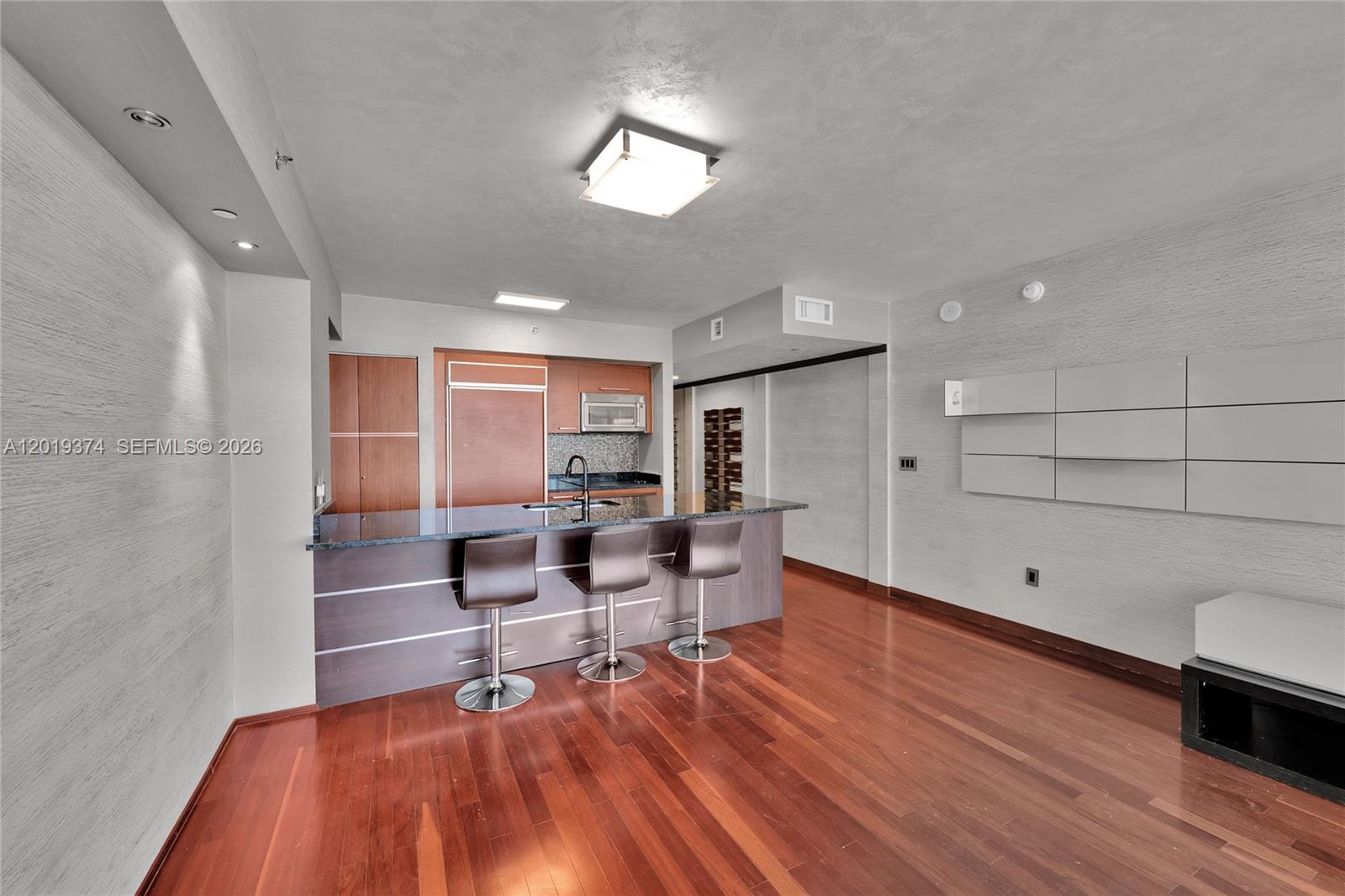 1830 S Ocean Dr #2705 Hallandale Beach, FL 33009