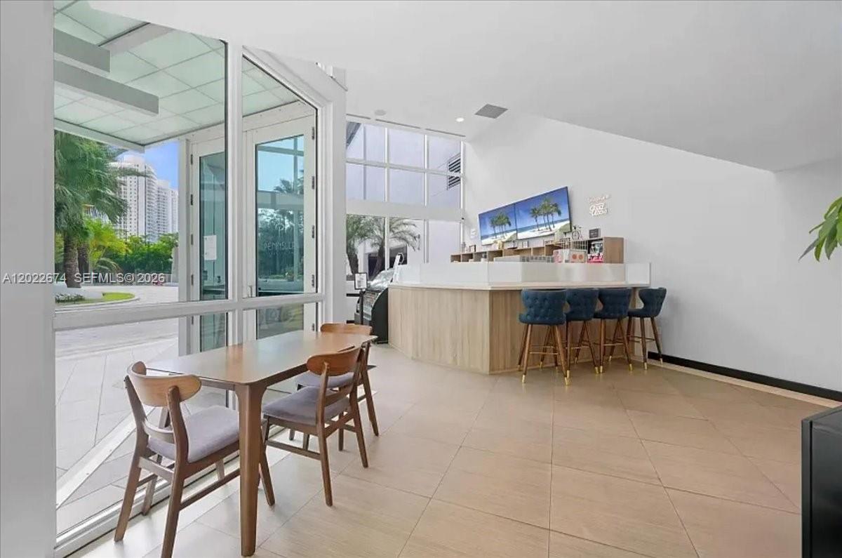 3301 NE 183rd St #2101 Aventura, FL 33160