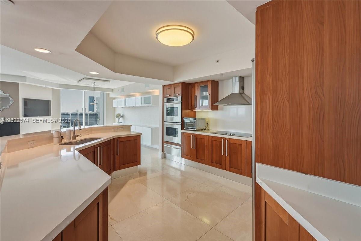 3301 NE 183rd St #2101 Aventura, FL 33160