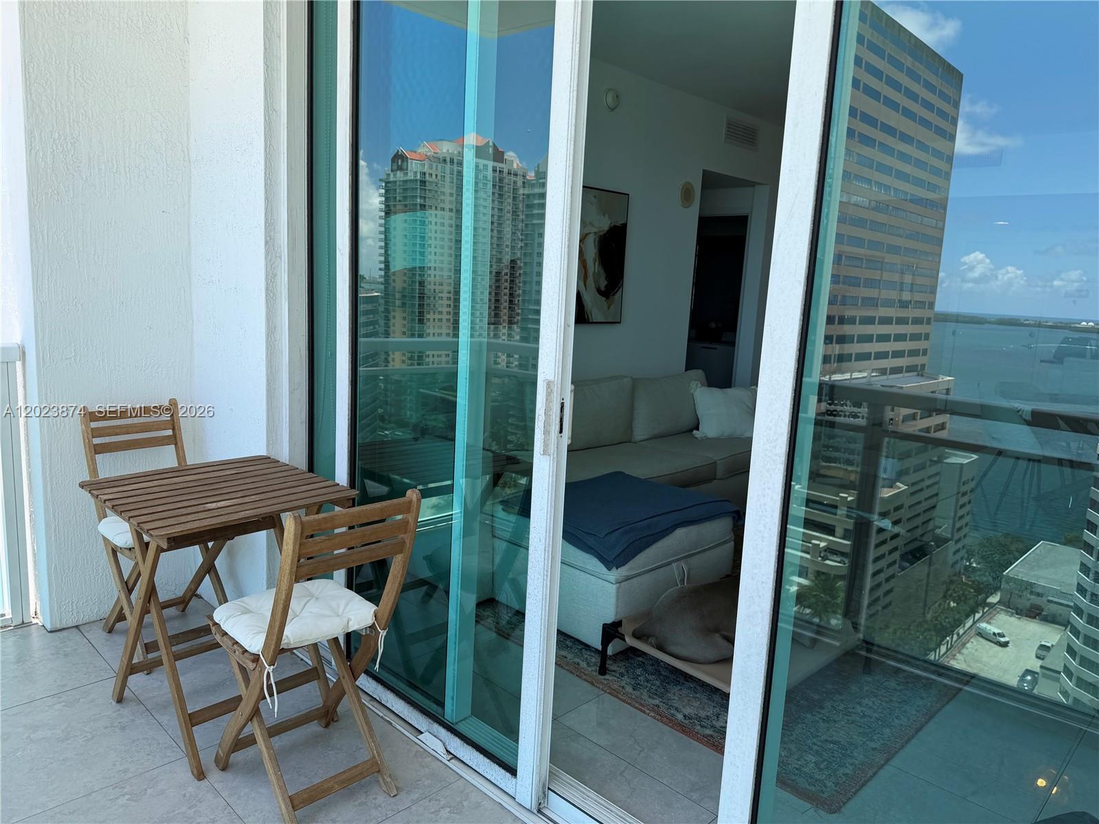 image The Plaza on Brickell West17