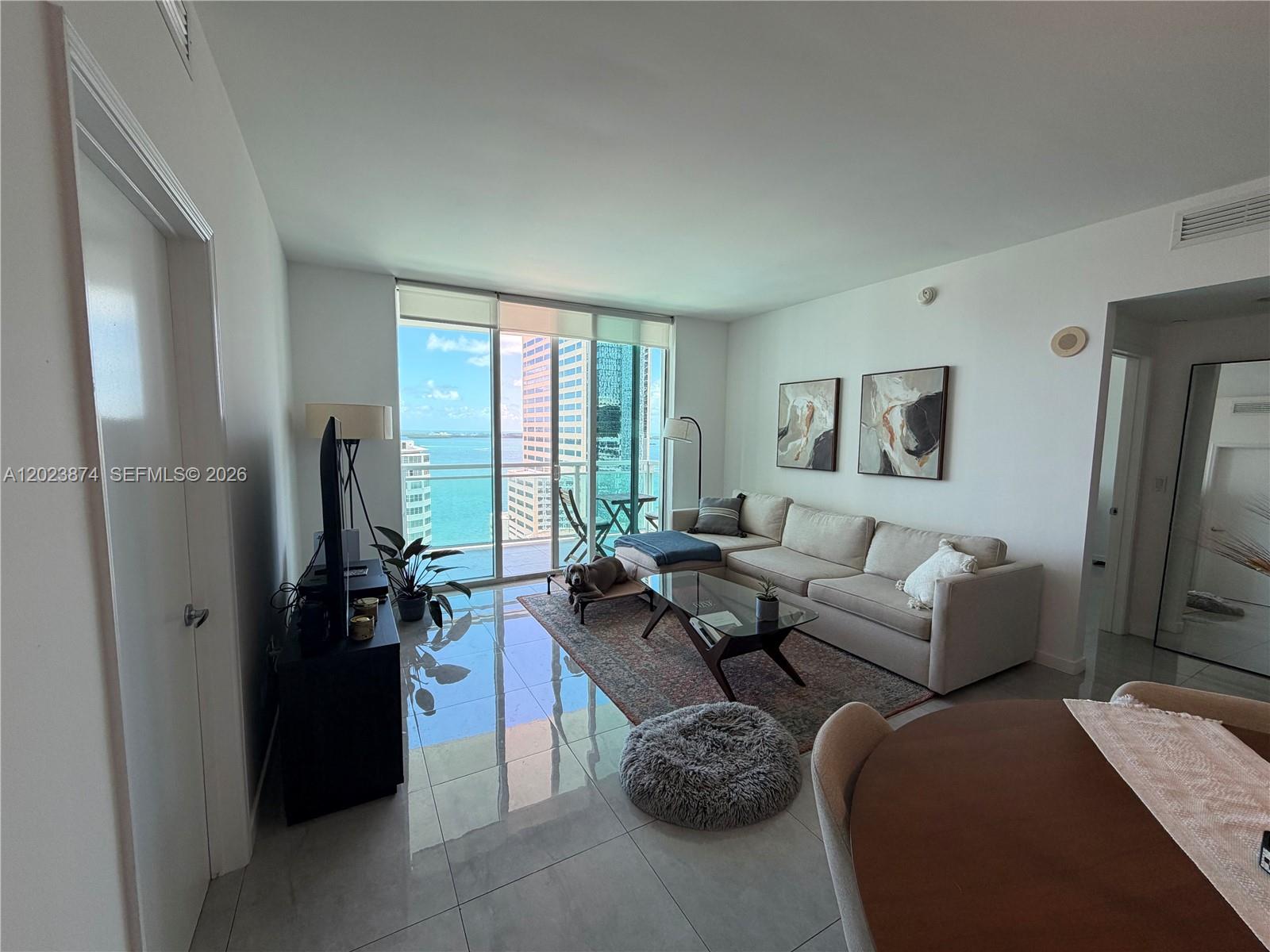 image The Plaza on Brickell West5