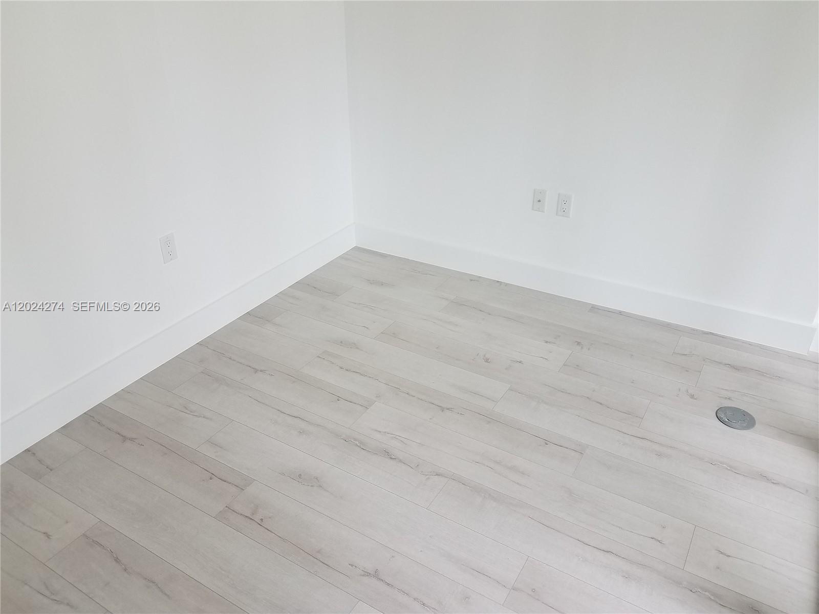 6620 Indian Crk Dr #104 Miami Beach, FL 33141