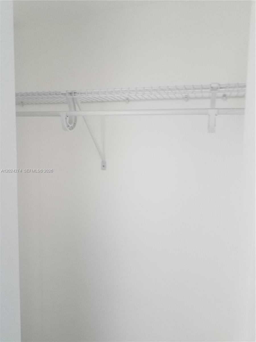6620 Indian Crk Dr #104 Miami Beach, FL 33141