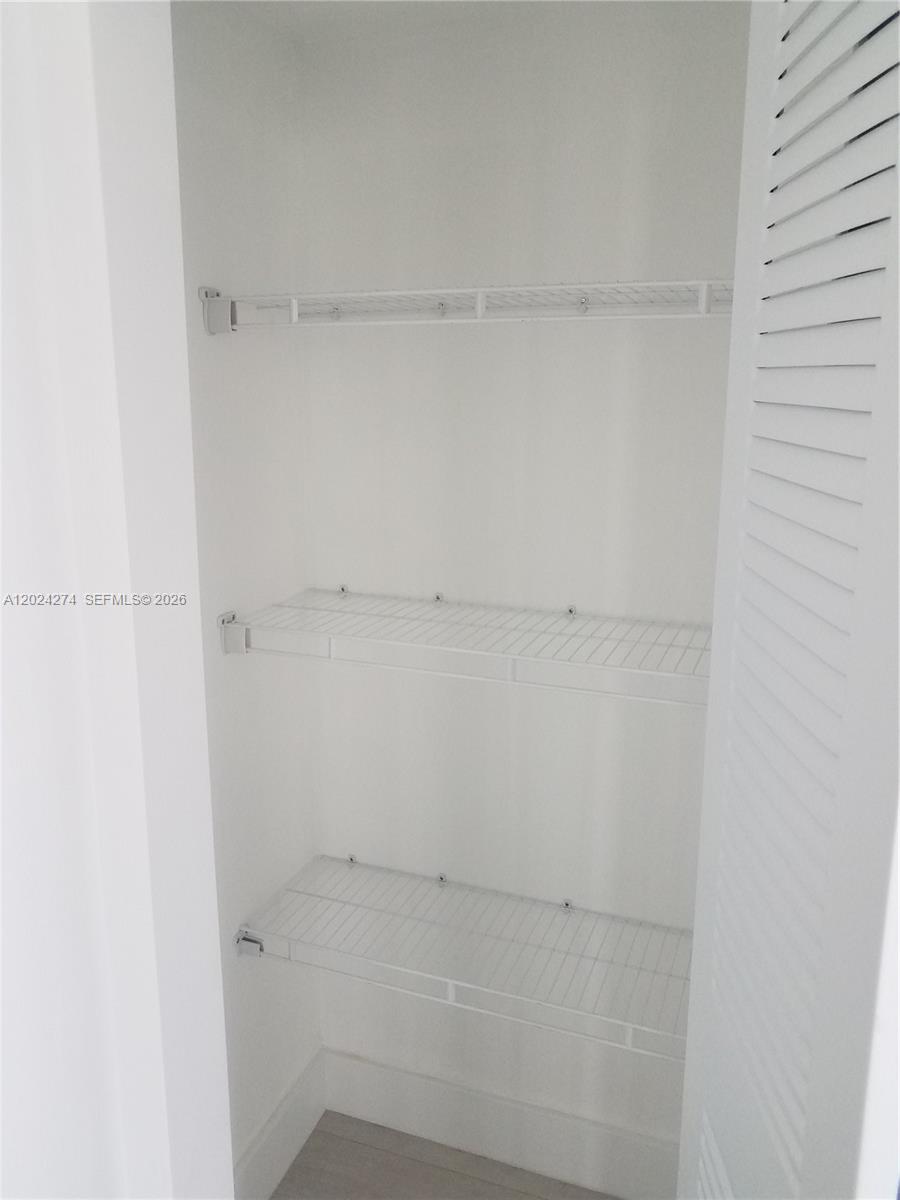6620 Indian Crk Dr #104 Miami Beach, FL 33141