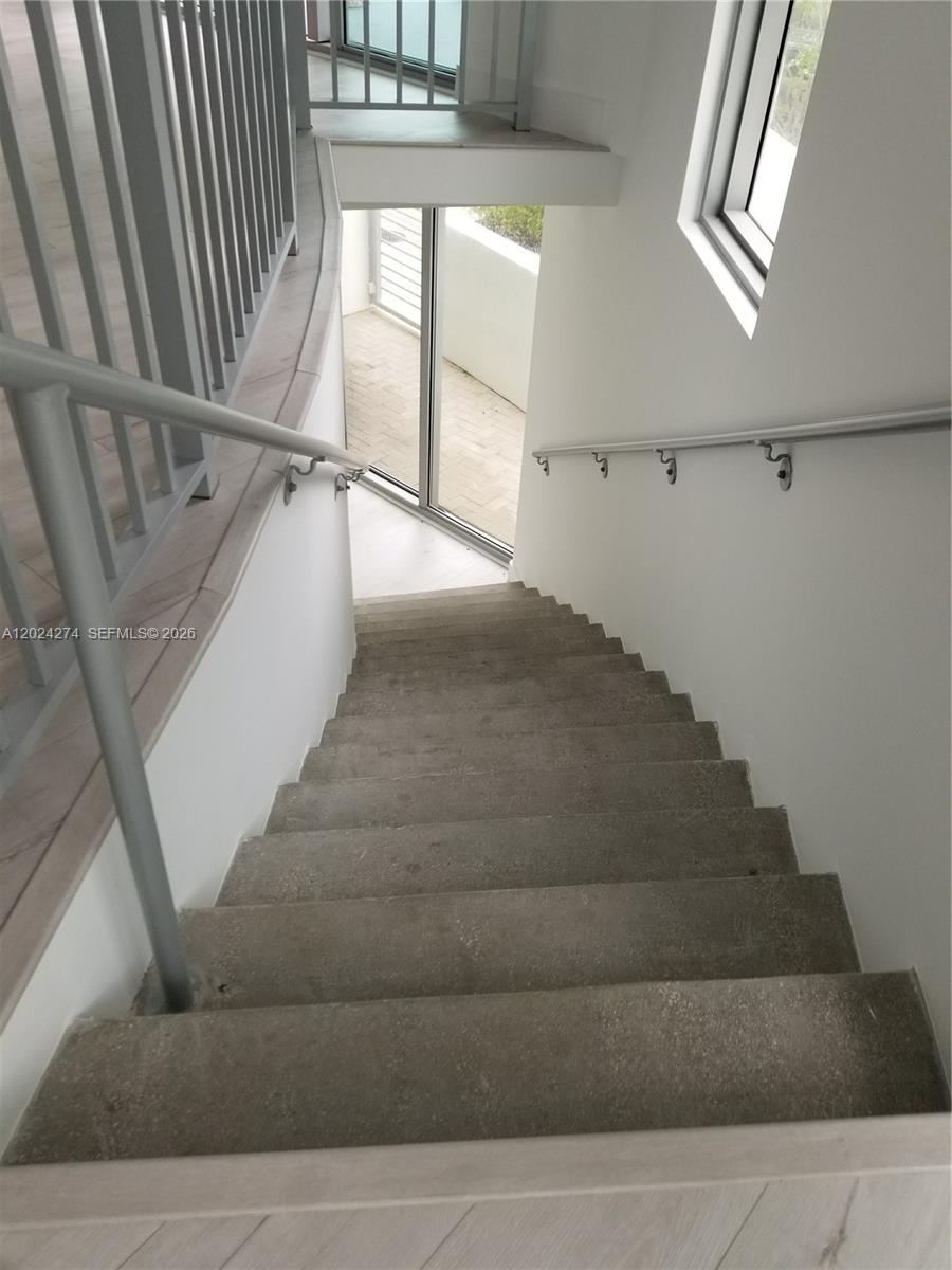 6620 Indian Crk Dr #104 Miami Beach, FL 33141