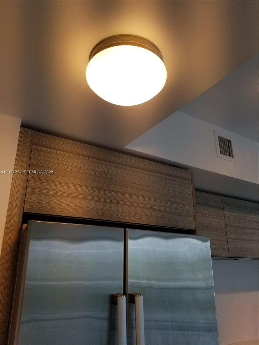 6620 Indian Crk Dr #104 Miami Beach, FL 33141