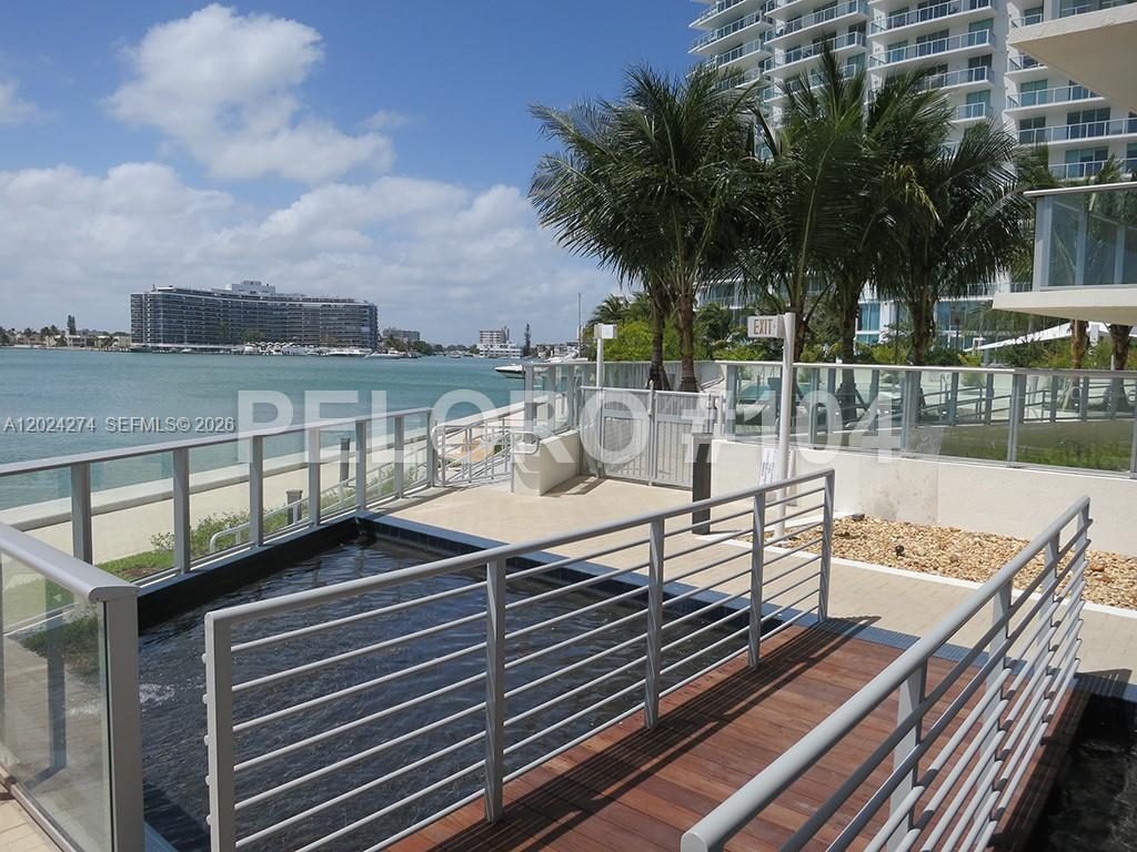 6620 Indian Crk Dr #104 Miami Beach, FL 33141