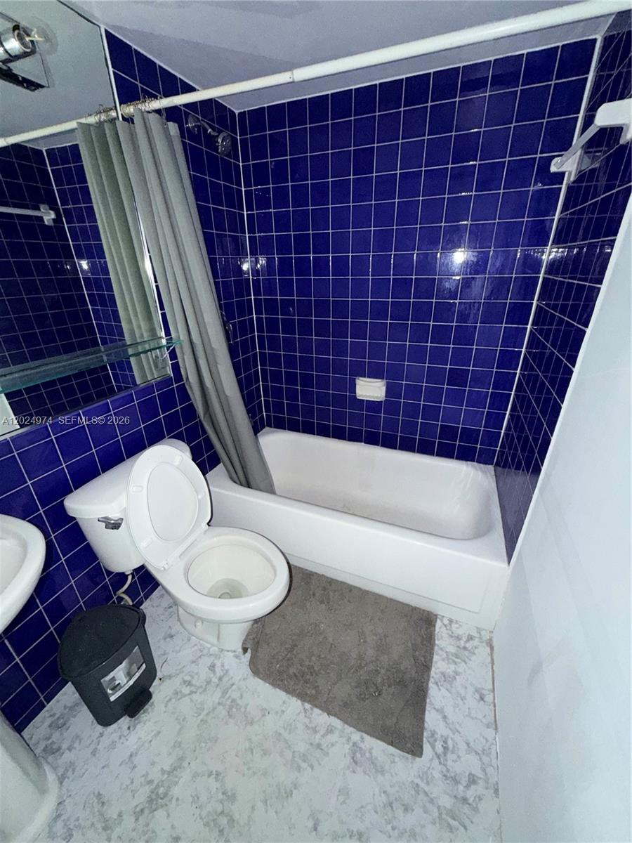 1470 NE 125th Ter #605 North Miami, FL 33161