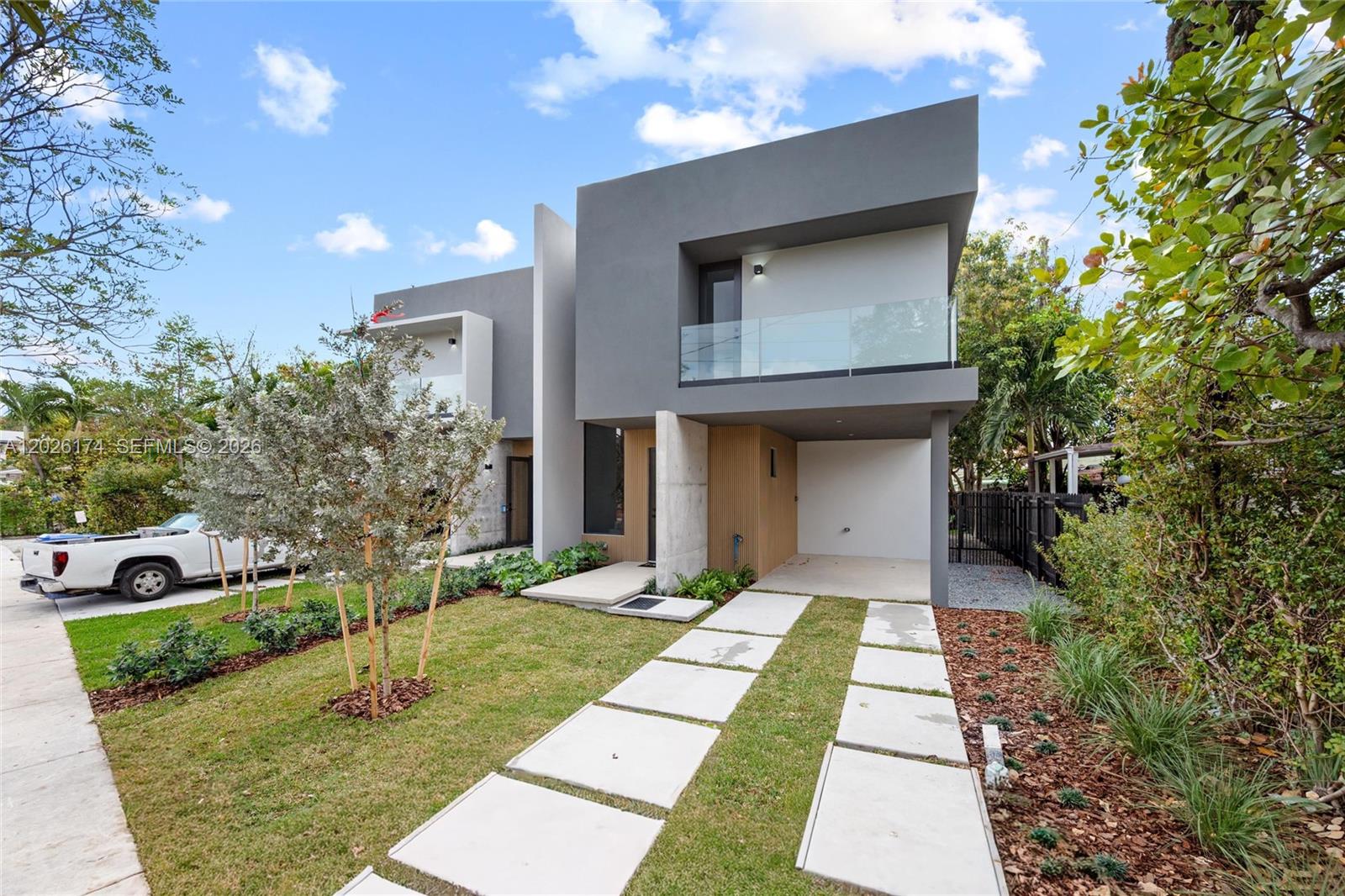 2980 SW 2nd St Miami, FL 33135