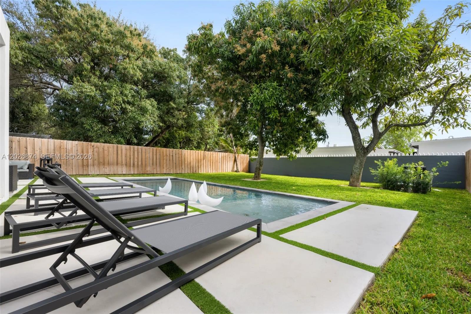 80 NW 45th St Miami, FL 33127