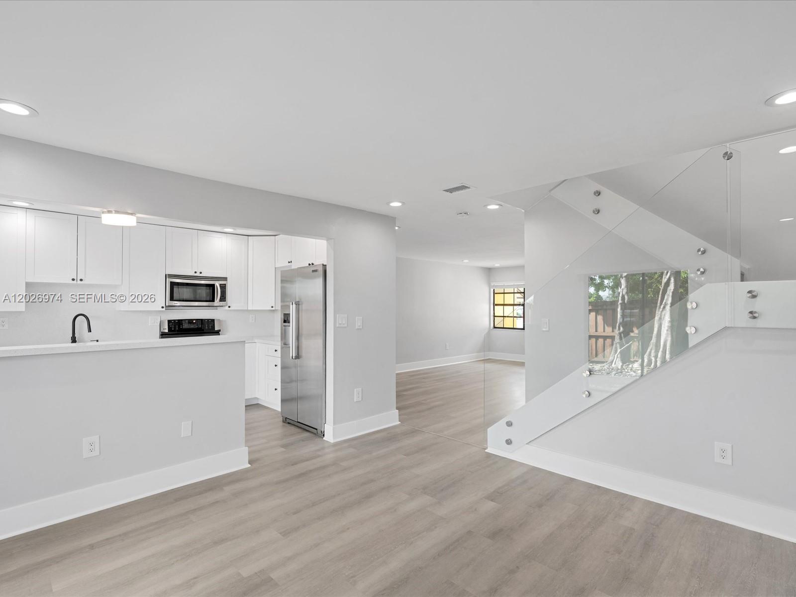 1089 NE 210th Ter
