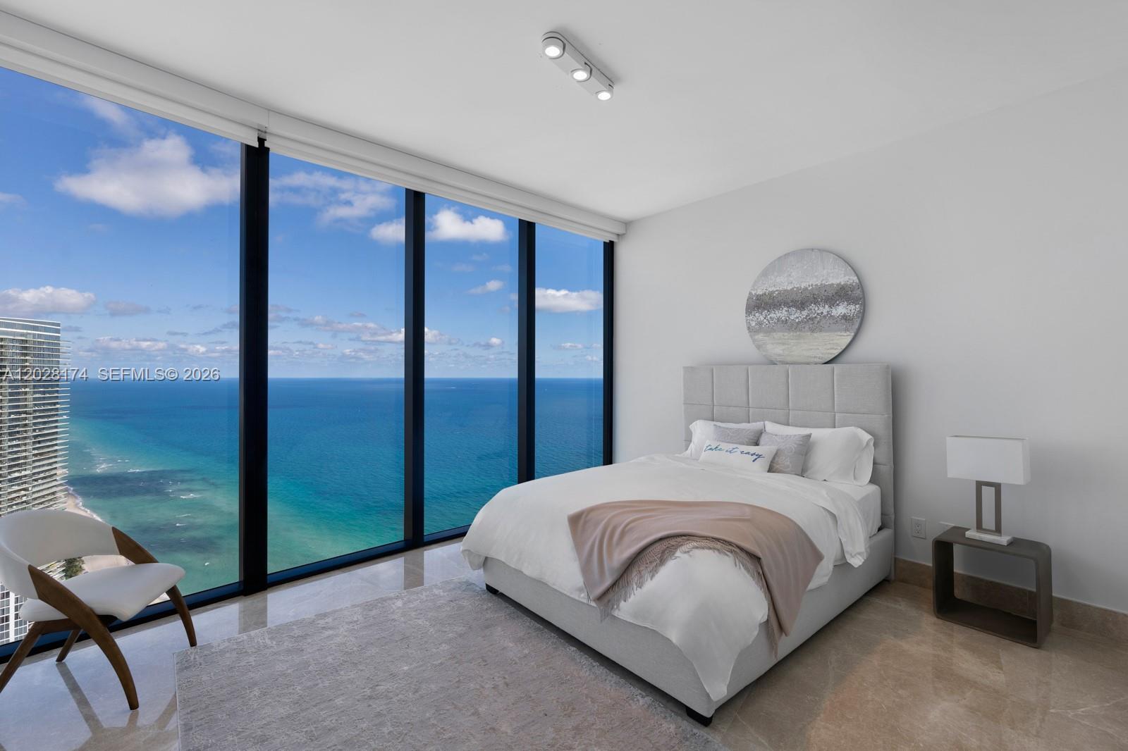 18555 Collins Ave #5105 Sunny Isles Beach, FL 33160
