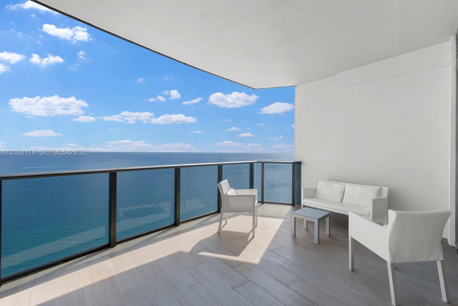 18555 Collins Ave #5105 Sunny Isles Beach, FL 33160