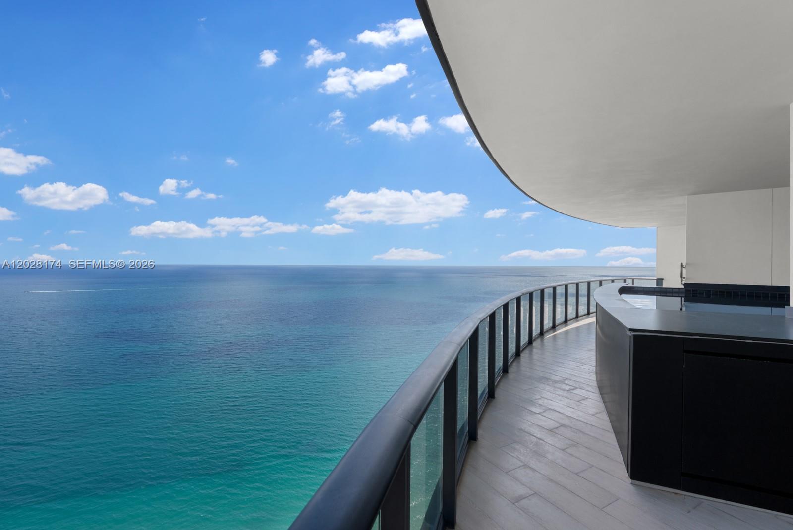 18555 Collins Ave #5105 Sunny Isles Beach, FL 33160