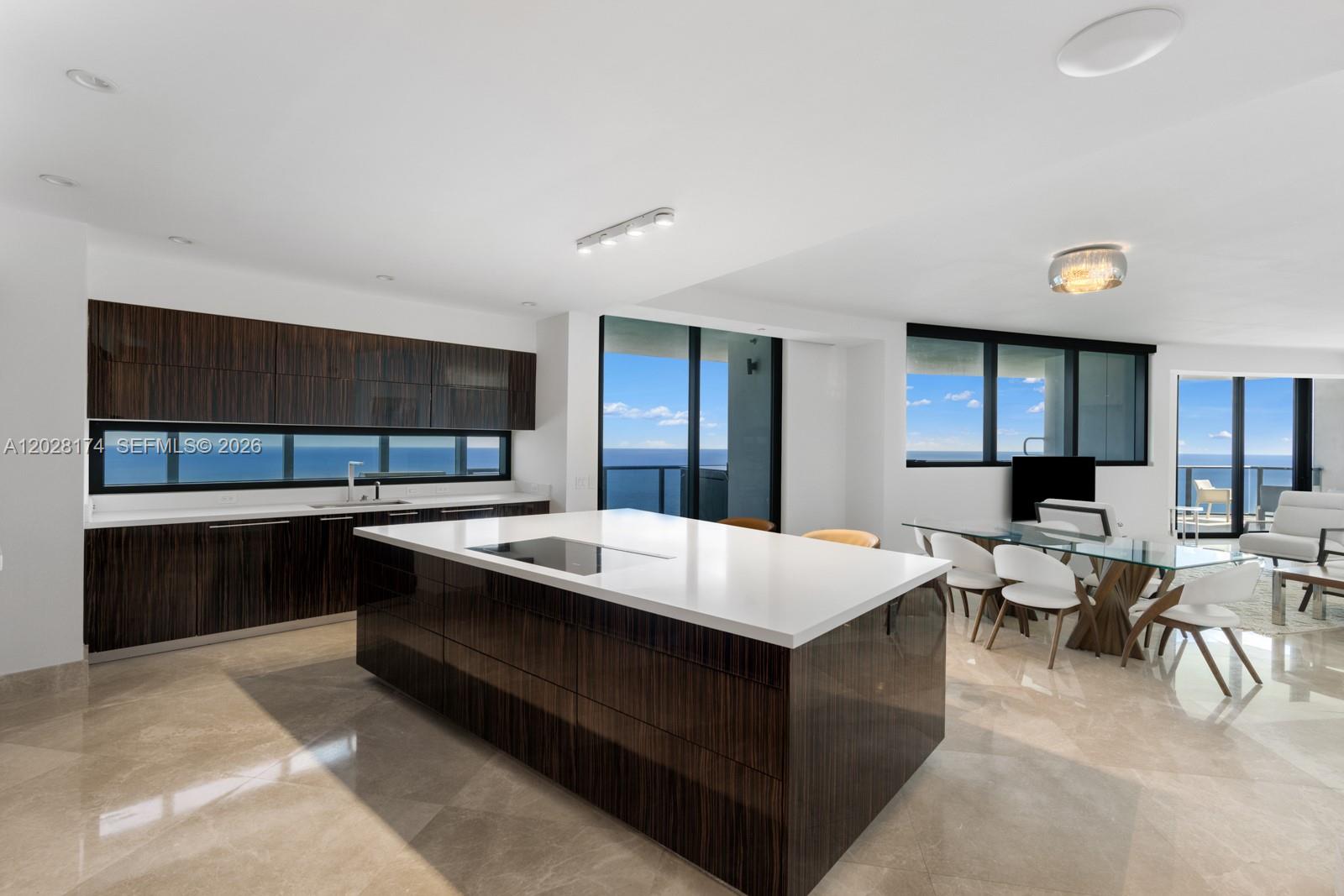 18555 Collins Ave #5105 Sunny Isles Beach, FL 33160