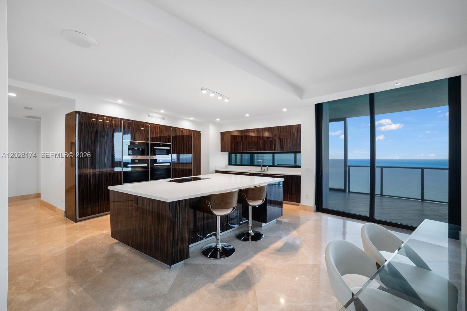 18555 Collins Ave #5105 Sunny Isles Beach, FL 33160