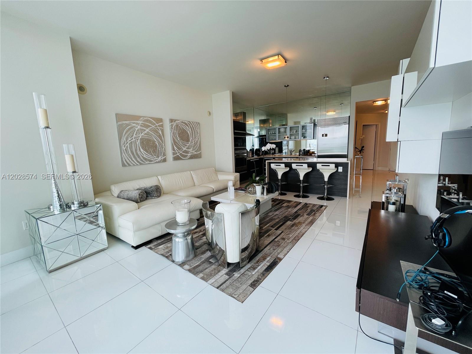 2020 N Bayshore Dr #2008