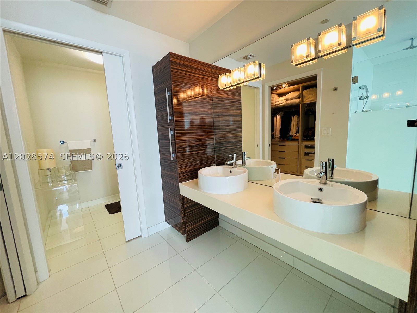 image Paramount Bay19