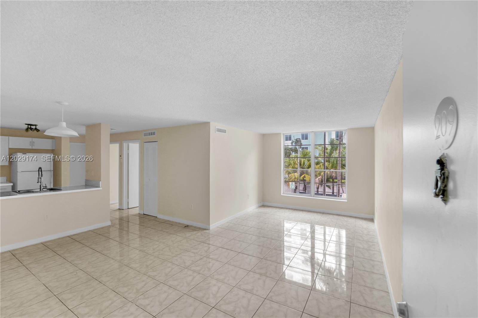 210 SW 11th St #209 Miami, FL 33130