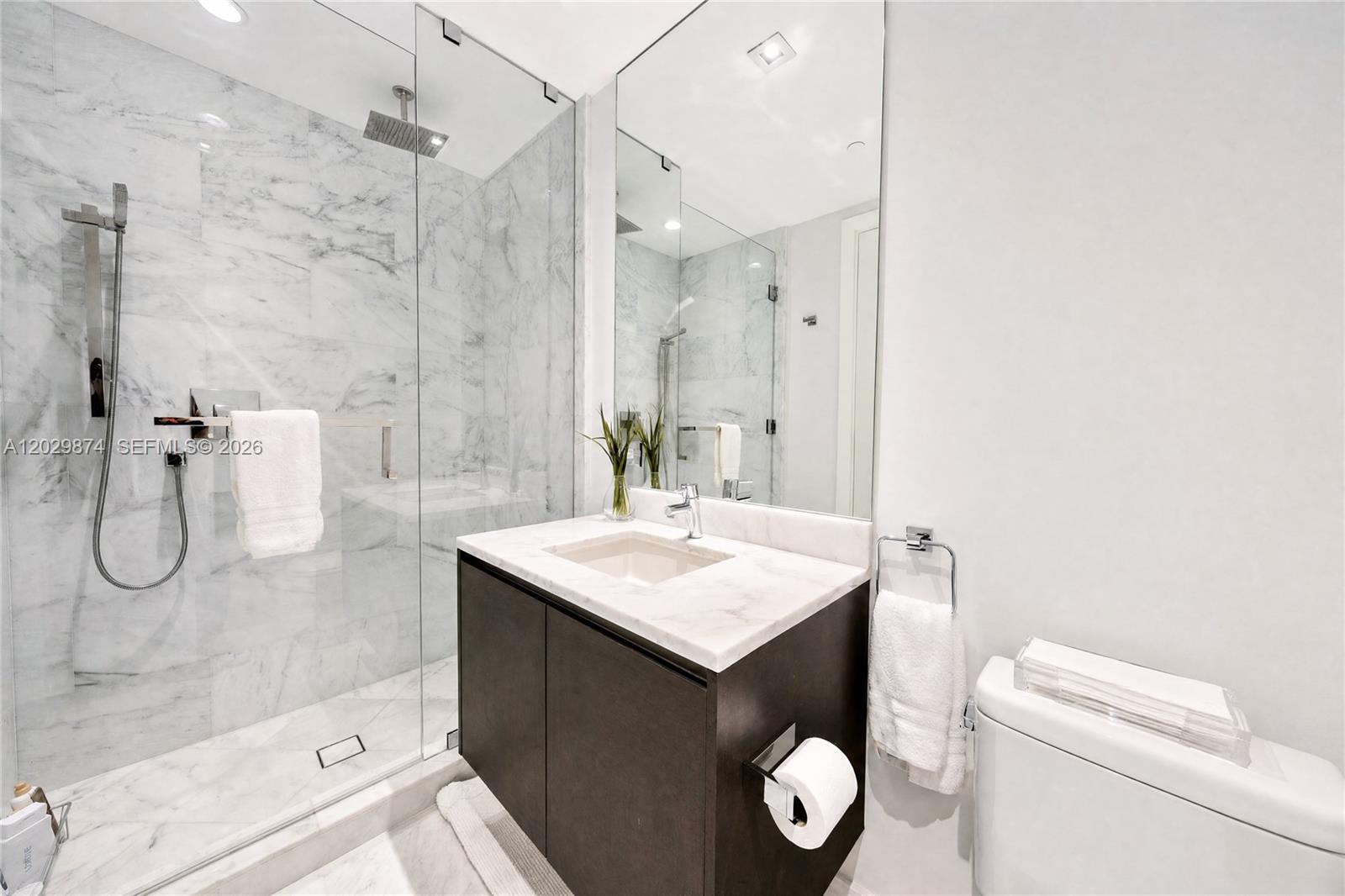 1451 Brickell Ave #2901 Miami, FL 33131