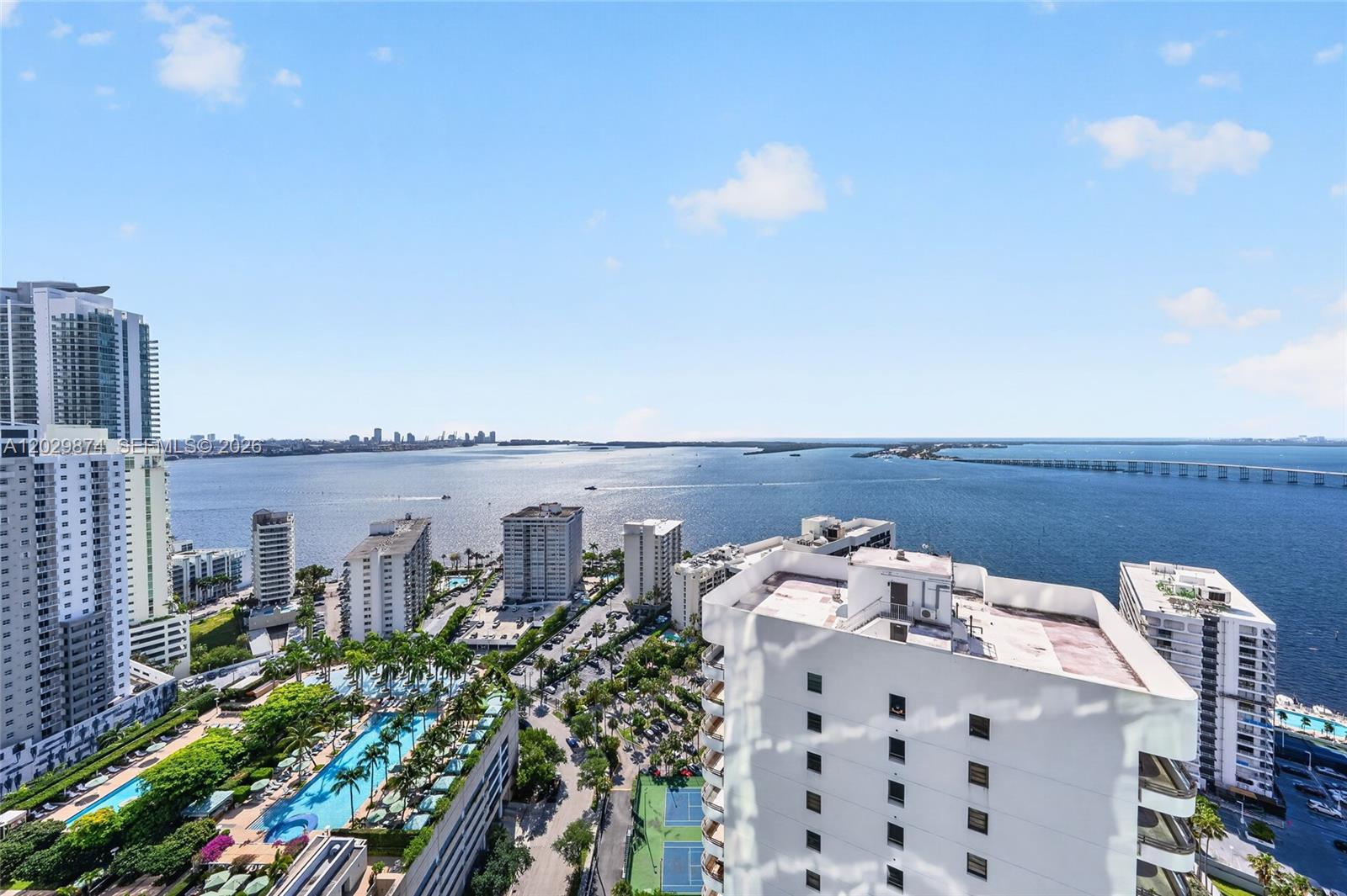 1451 Brickell Ave #2901 Miami, FL 33131