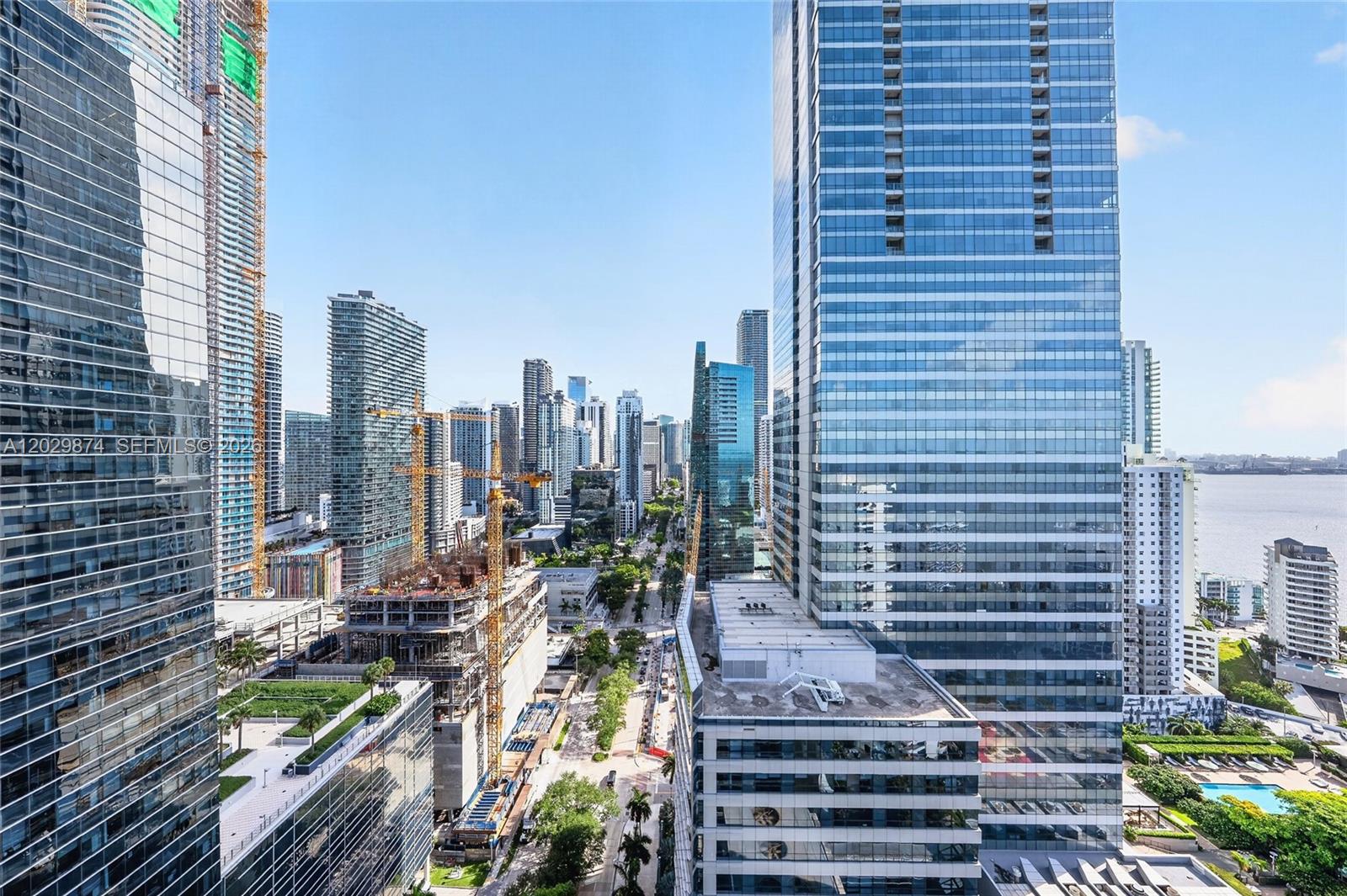 1451 Brickell Ave #2901 Miami, FL 33131