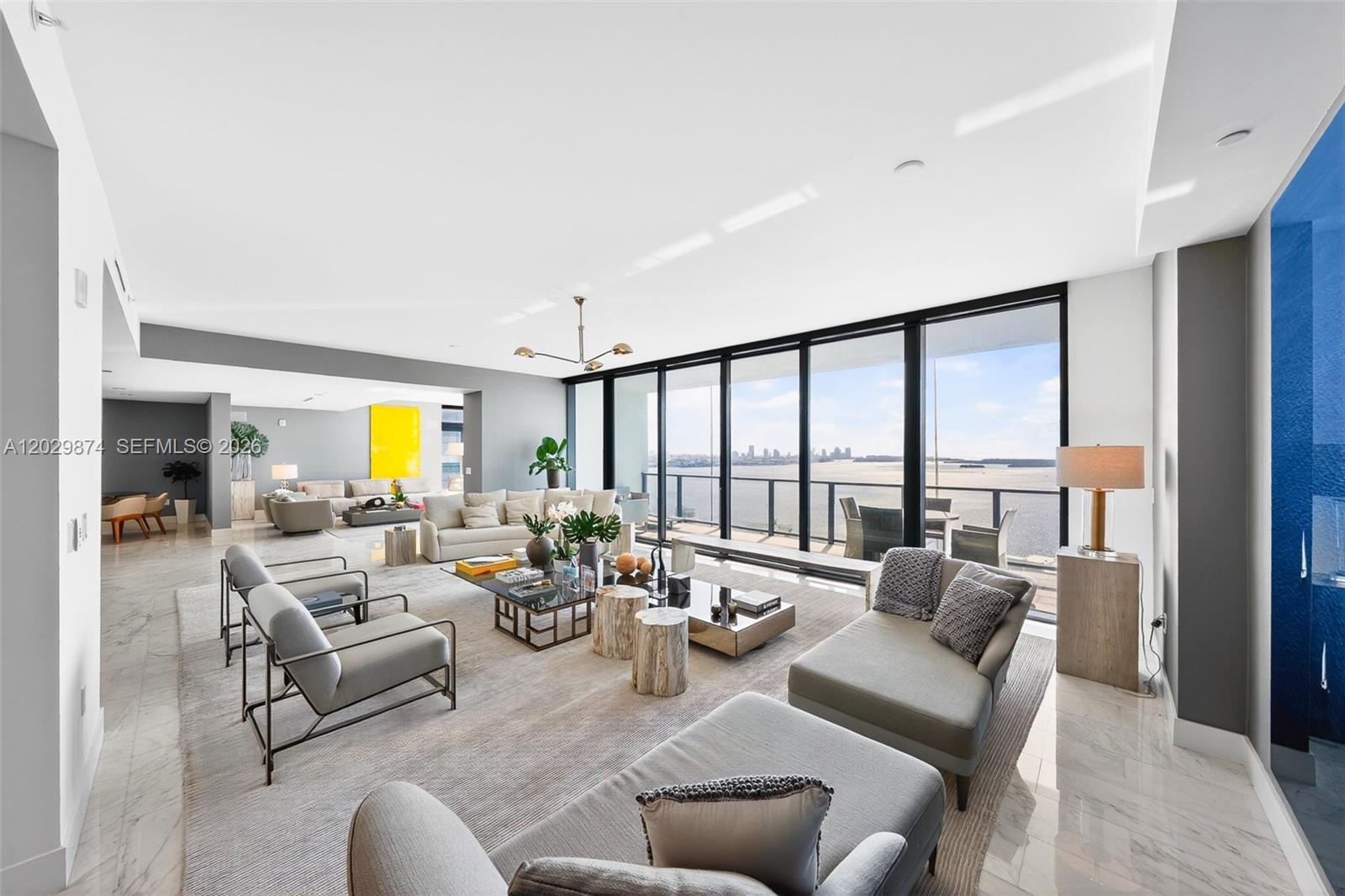 1451 Brickell Ave #2901 Miami, FL 33131