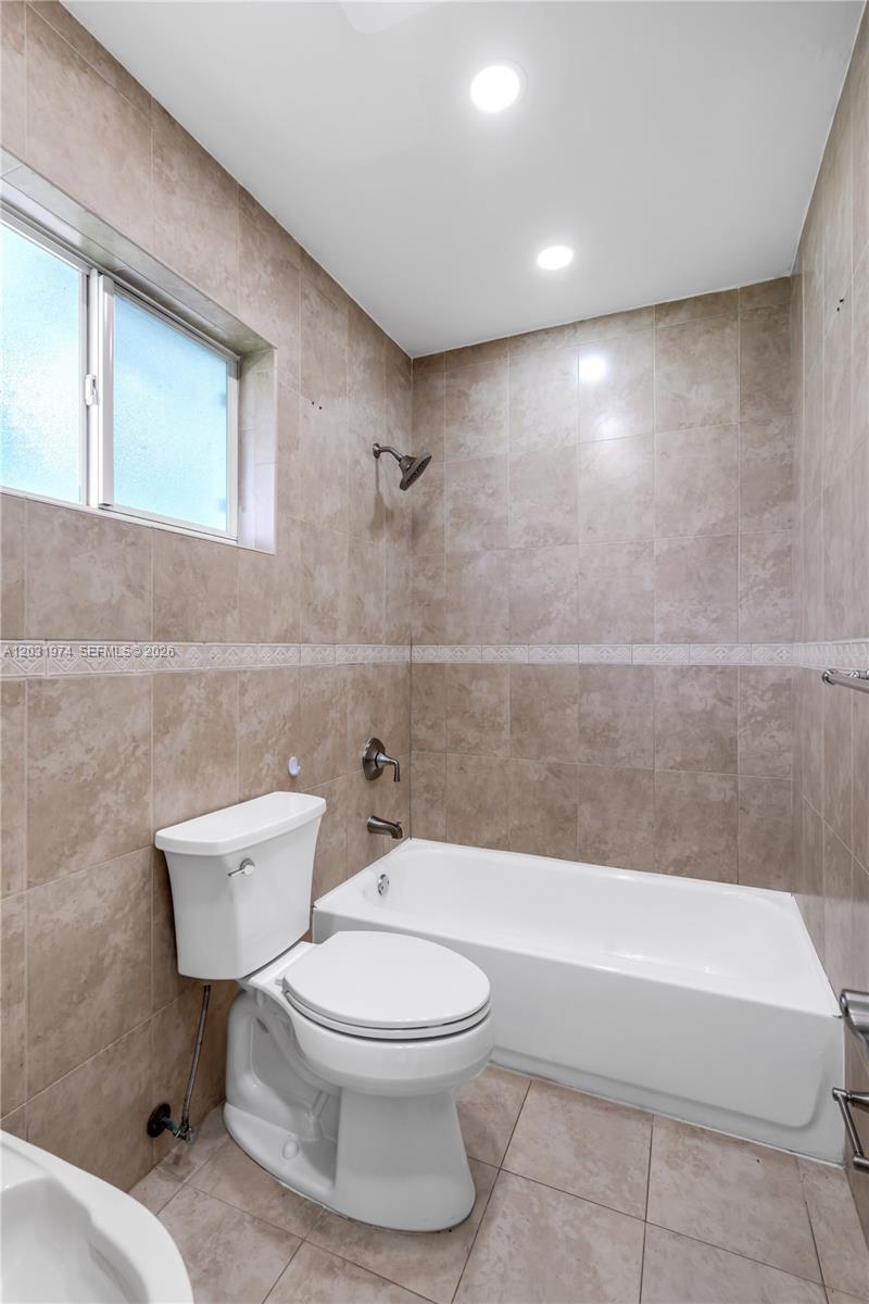 9380 SW 134th Miami, FL 33176