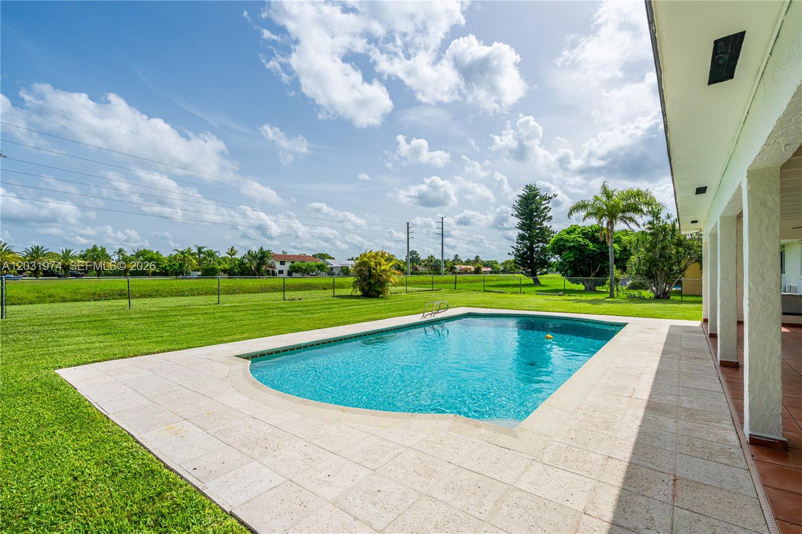 9380 SW 134th Miami, FL 33176